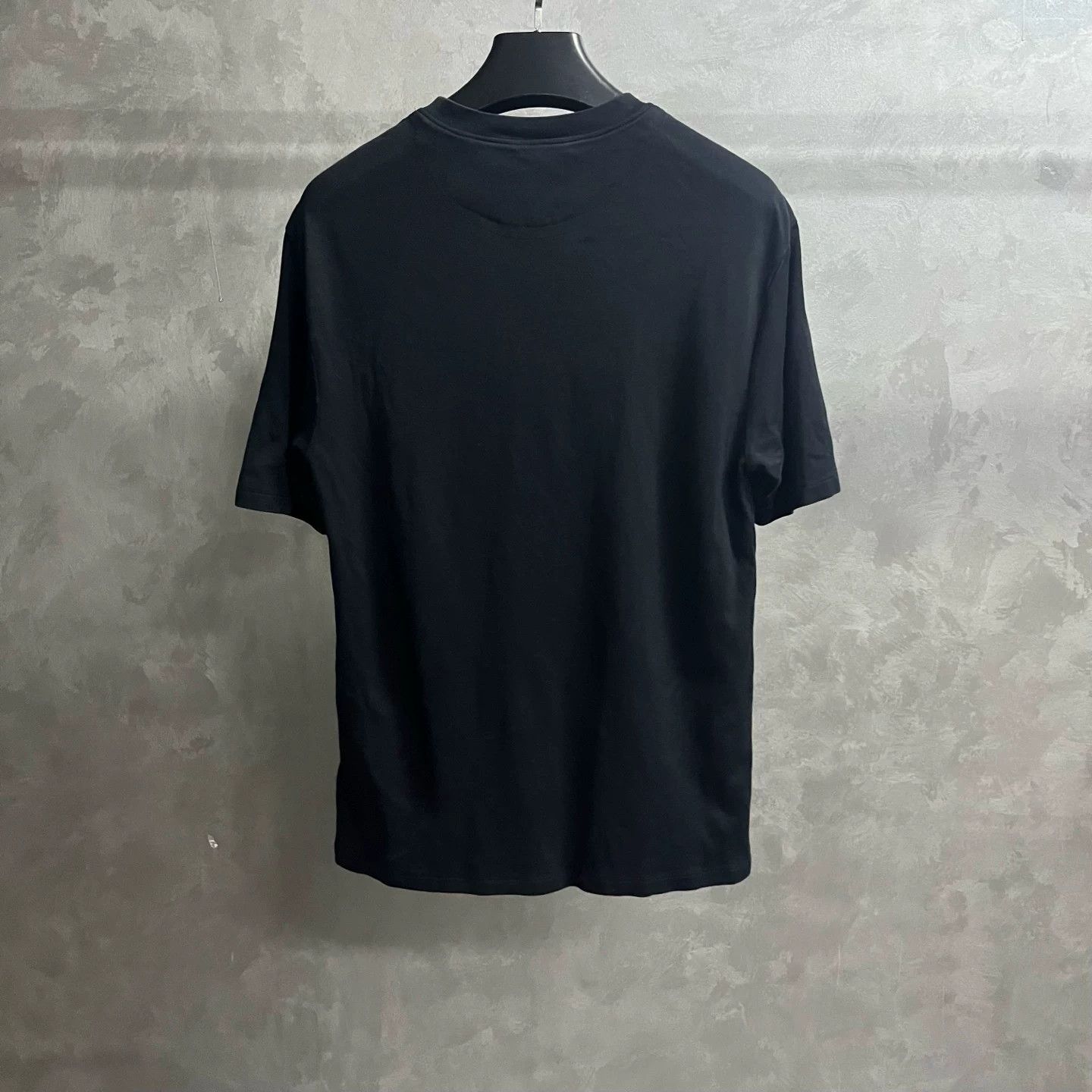 Prada Prada Triangle Logo T-Shirt Size M Size US M / EU 48-50 / 2 - 6 Thumbnail
