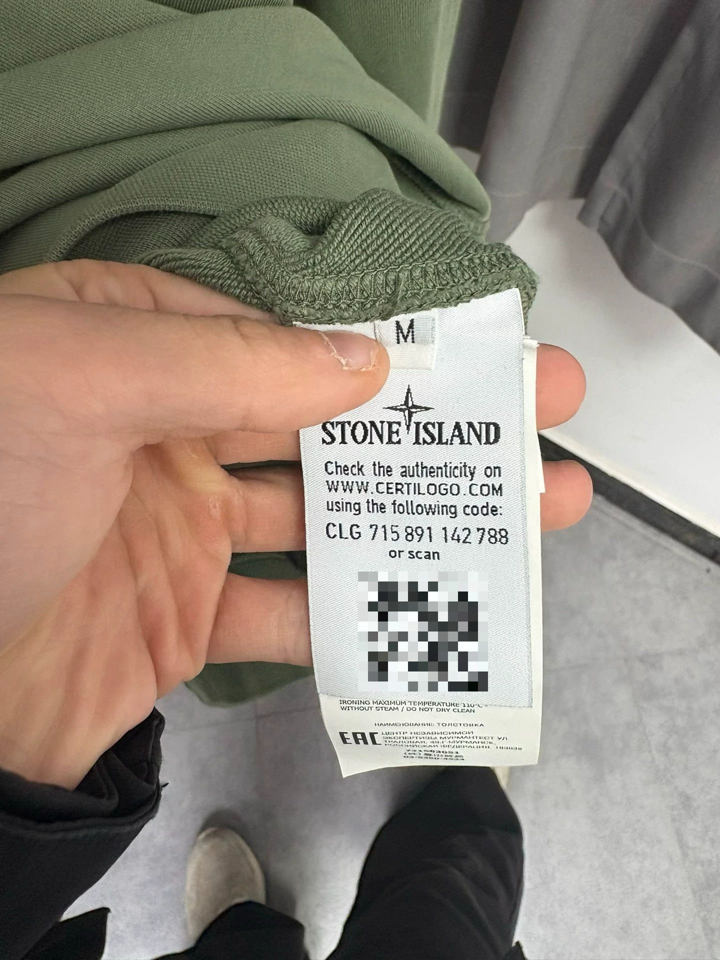 Stone Island Stone Island Compass Patch Sweatshirt M Size US M / EU 48-50 / 2 - 6 Thumbnail