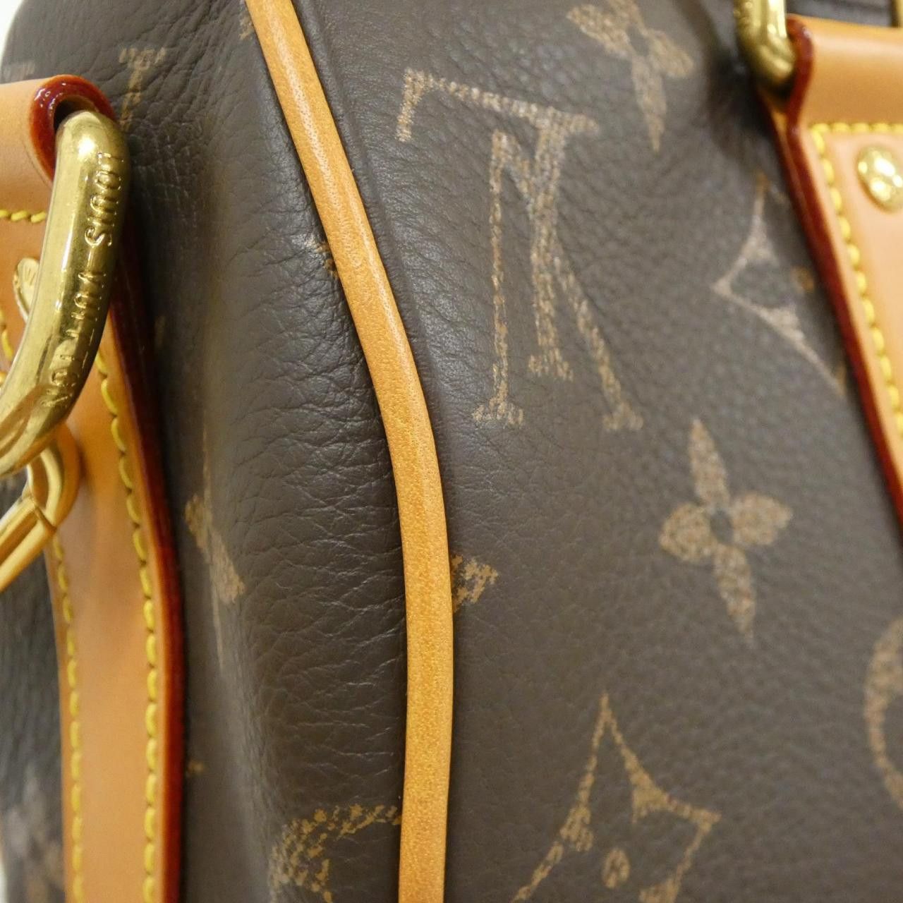Louis Vuitton Louis Vuitton Louis Vuitton Monogram Leather Boston Bag Leather Travel Bag M14026 DUTY FREE for USA Size ONE SIZE - 4 Thumbnail