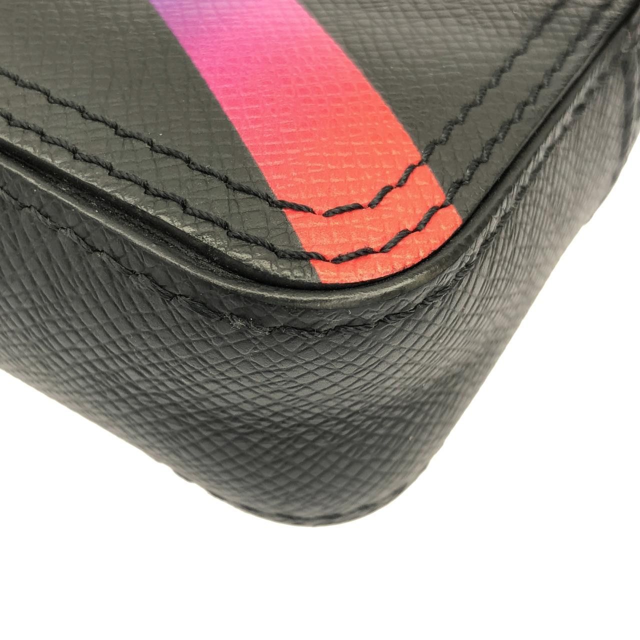 Louis Vuitton Louis Vuitton Louis Vuitton Taiga Danube Messenger Shoulder Bag Leather Crossbody Bag M30332 DUTY FREE for USA Size ONE SIZE - 3 Thumbnail
