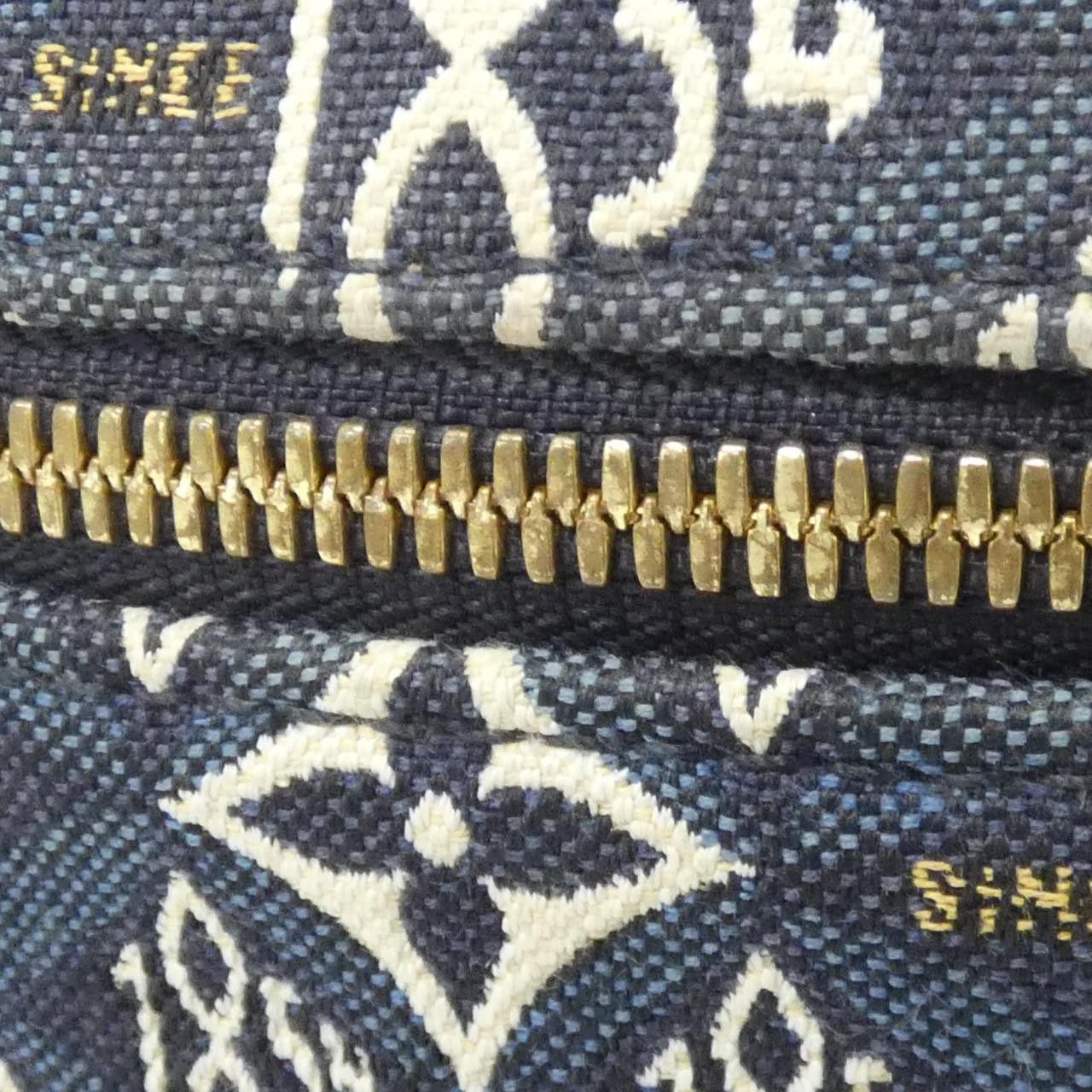 Louis Vuitton Louis Vuitton Louis Vuitton Since1854 Vanity Jacquard Canvas Bag Textile Vanity Bag M57403 DUTY FREE for USA Size ONE SIZE - 5 Thumbnail