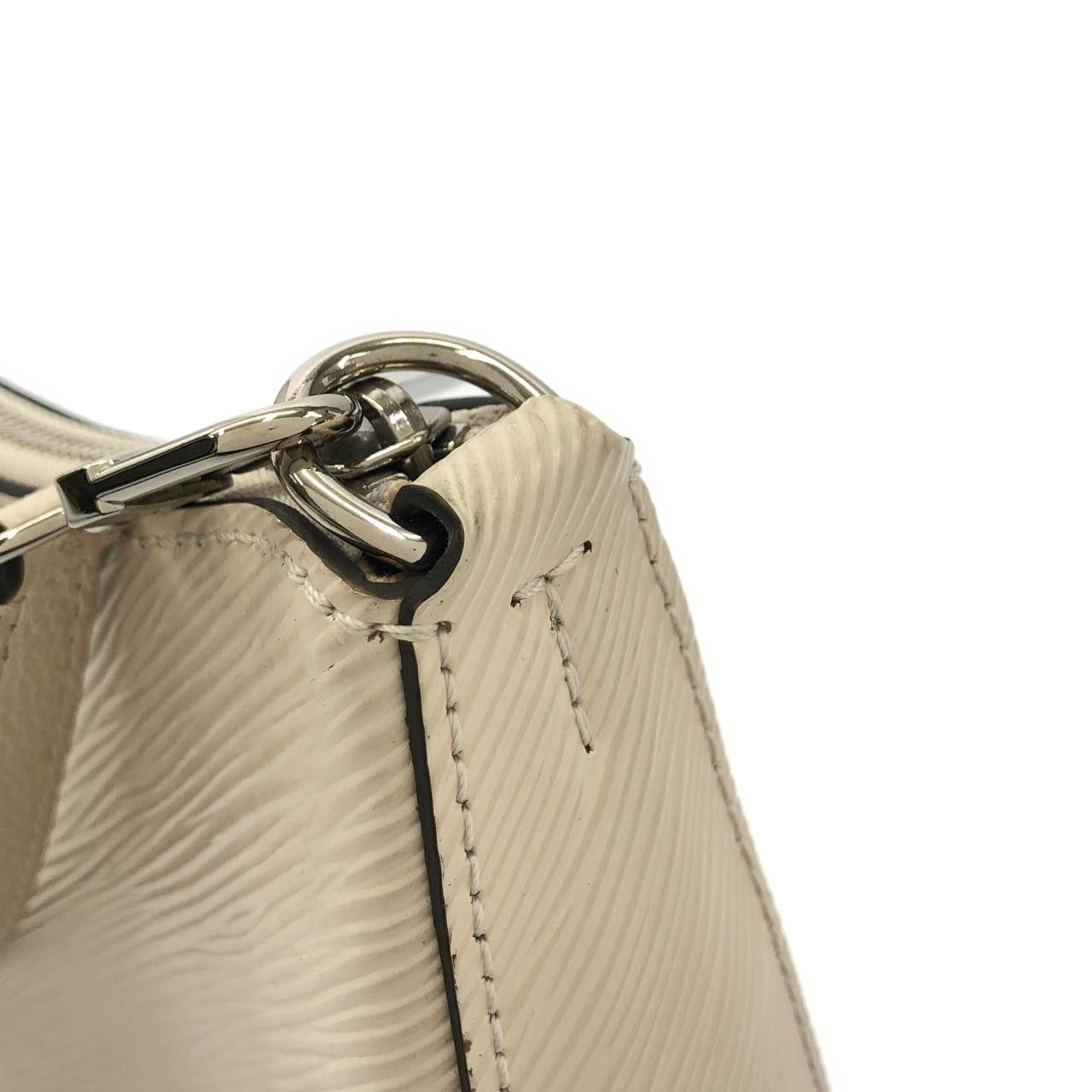 Louis Vuitton Louis Vuitton Louis Vuitton Marelle Calf Shoulder Bag Leather Shoulder Bag M80688 DUTY FREE for USA Size ONE SIZE - 5 Thumbnail