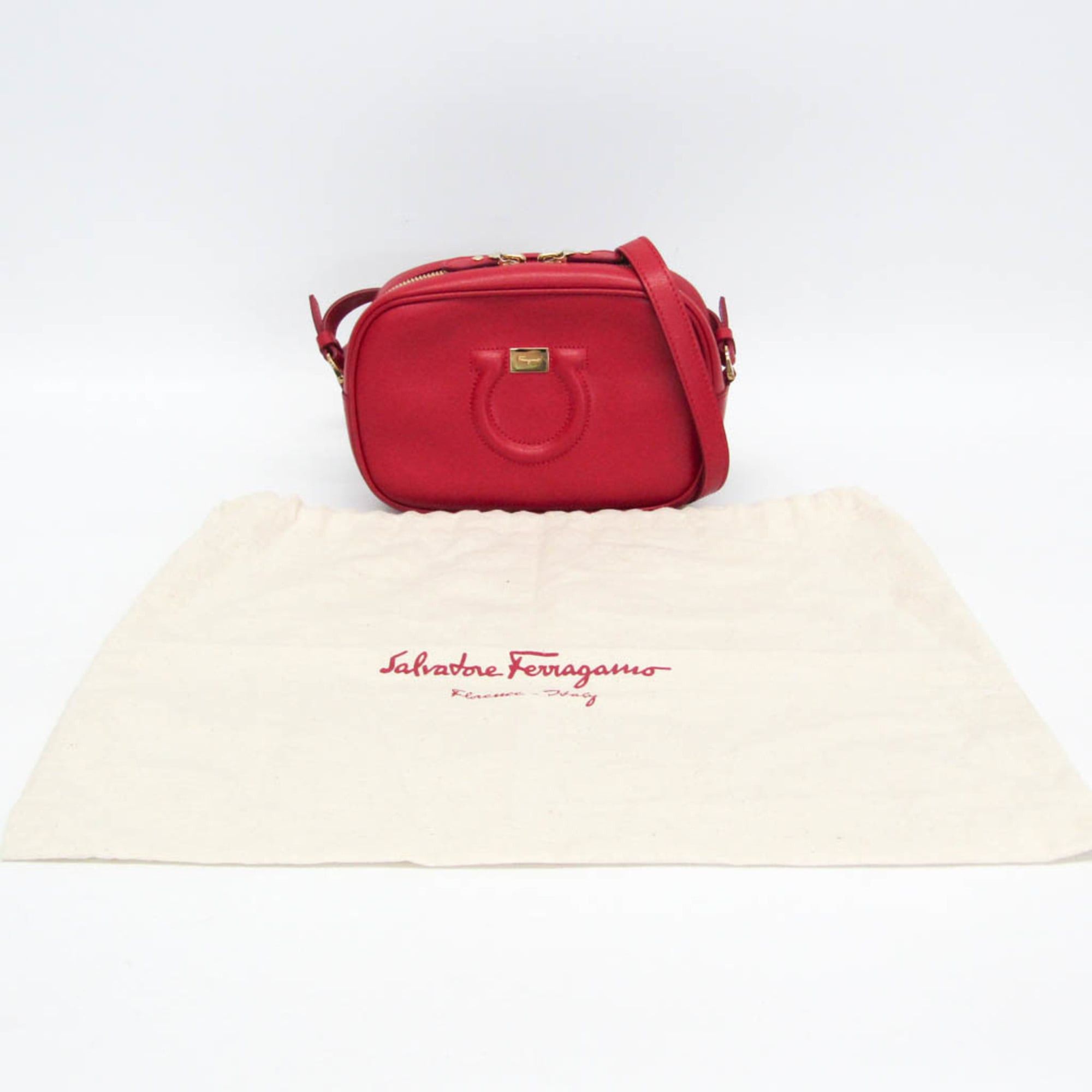 Salvatore Ferragamo Salvatore Ferragamo Gancini Pouch AB-21 H006 Women's Leather Shoulder Bag Red Color Size ONE SIZE - 2 Thumbnail