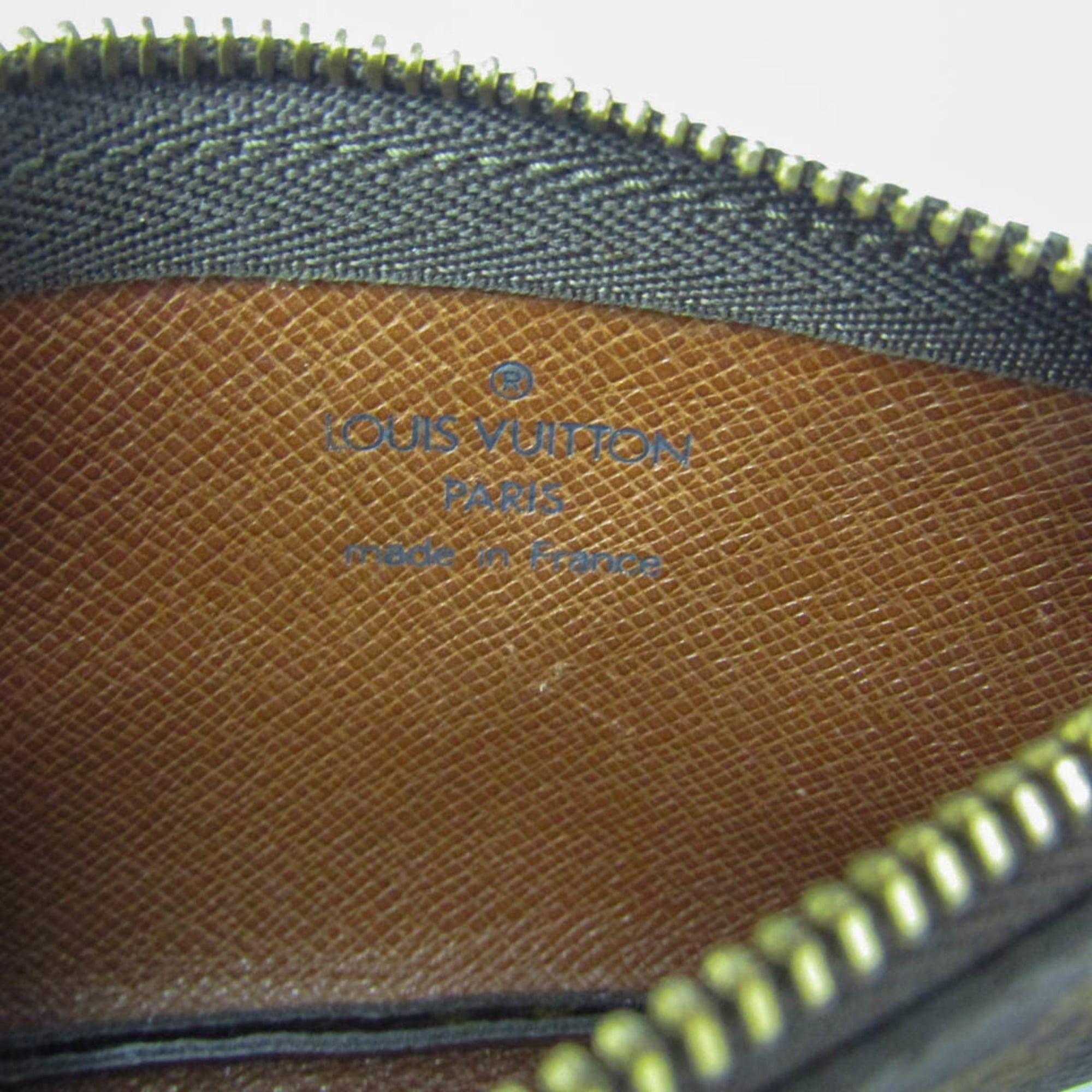 Louis Vuitton Louis Vuitton Monogram Key Case M62650 Men,Women Monogram Coin Purse/coin Case Monogram Size ONE SIZE - 8 Thumbnail