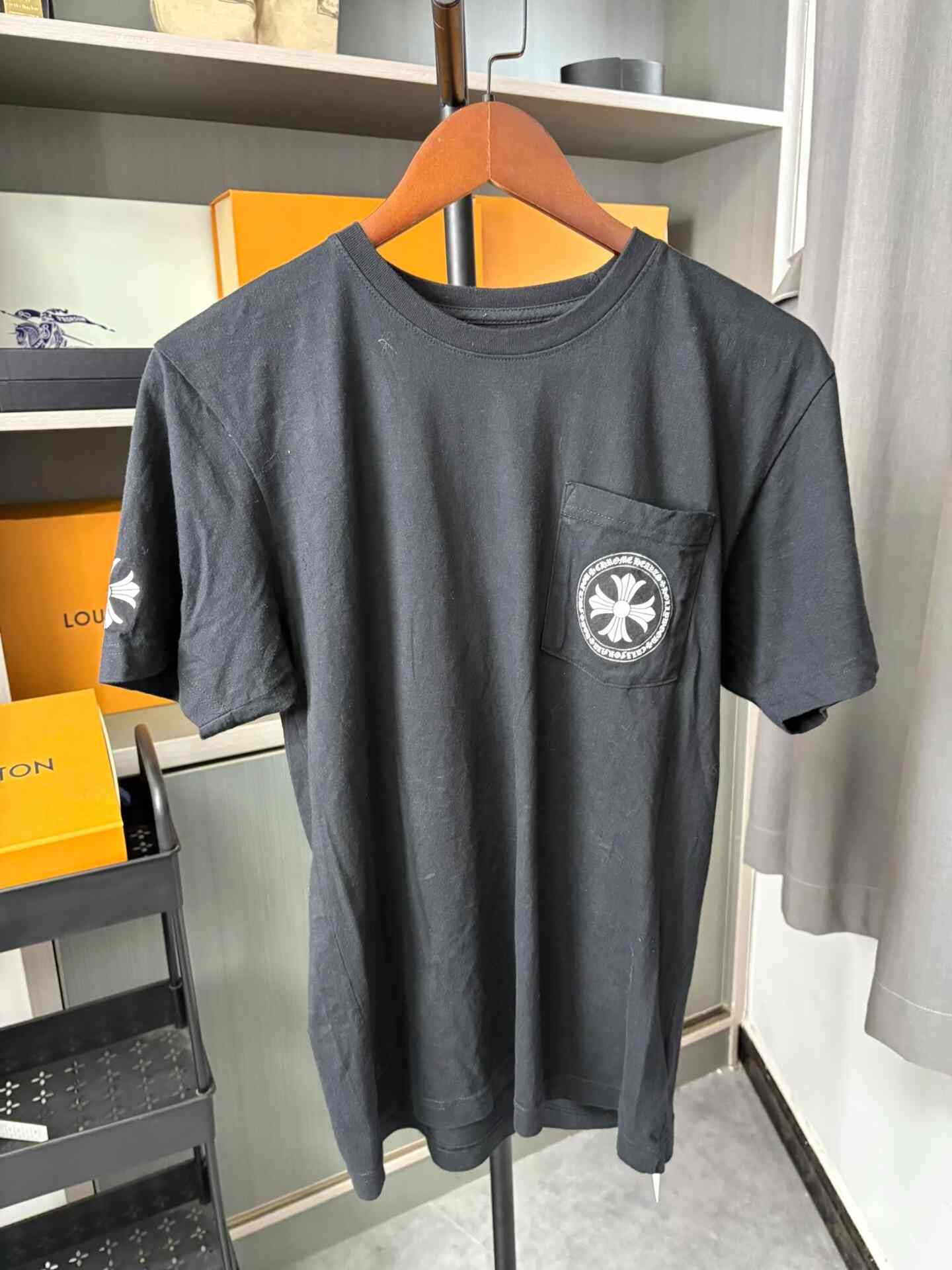 Chrome Hearts Chrome Hearts Script Logo Pocket T-Shirt M Size US M / EU 48-50 / 2 - 2 Thumbnail