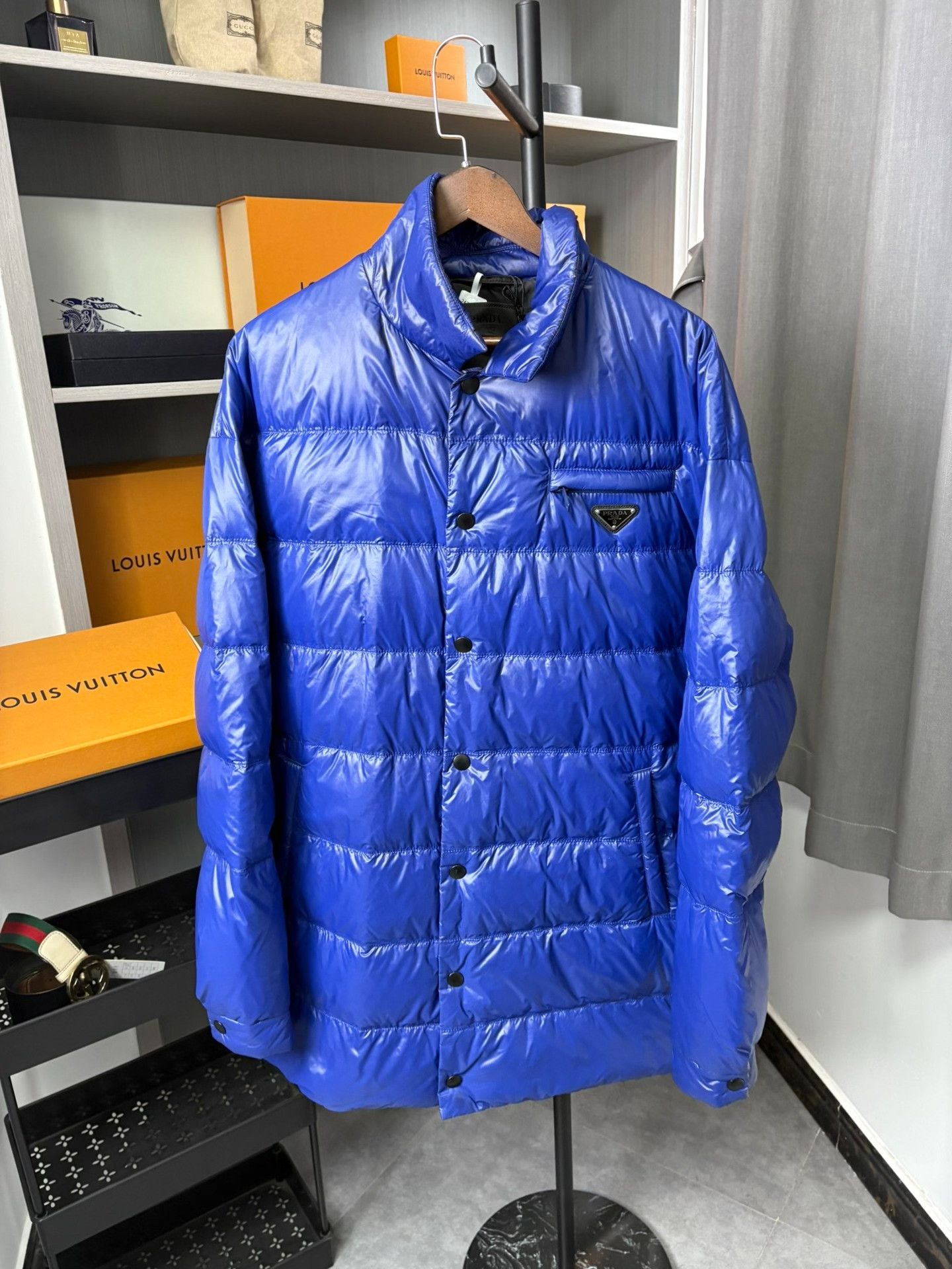 Prada Prada Blue Glossy Triangle Logo Puffer Jacket XL Size US XL / EU 56 / 4 - 2 Thumbnail