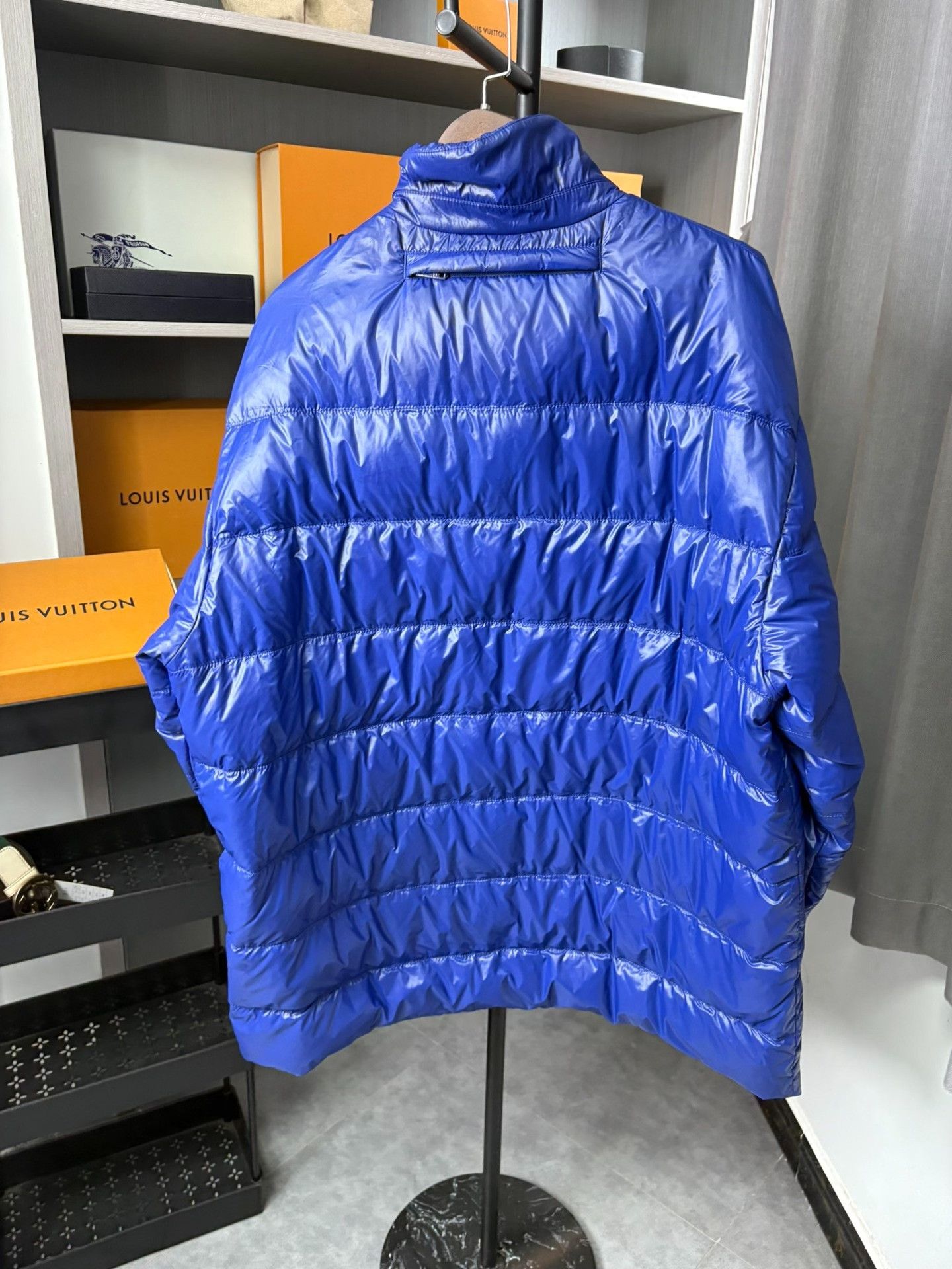 Prada Prada Blue Glossy Triangle Logo Puffer Jacket XL Size US XL / EU 56 / 4 - 5 Thumbnail
