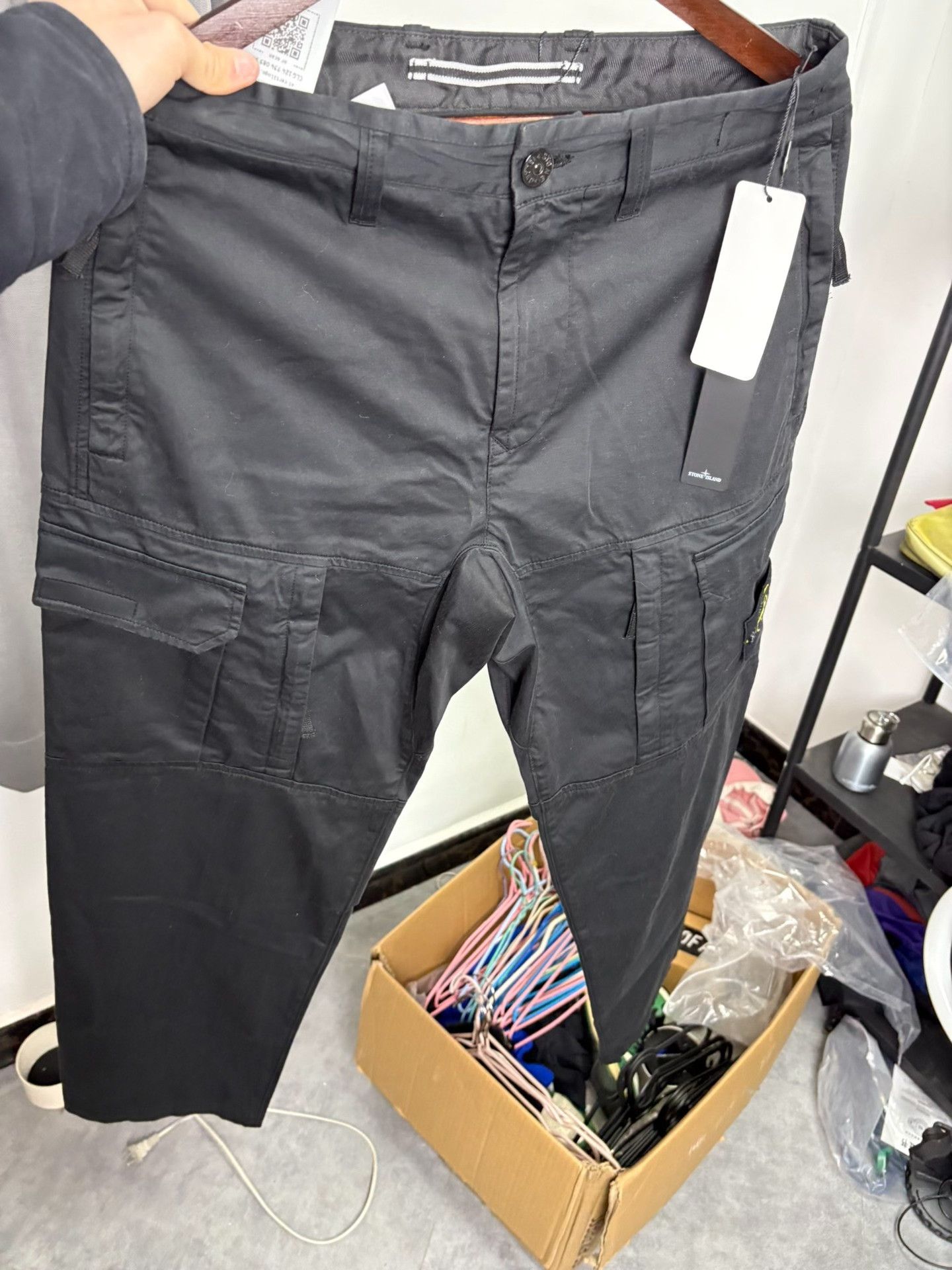 Stone Island Stone Island Black Compass Patch Cargo Pants W29 Size US 29 - 8 Thumbnail