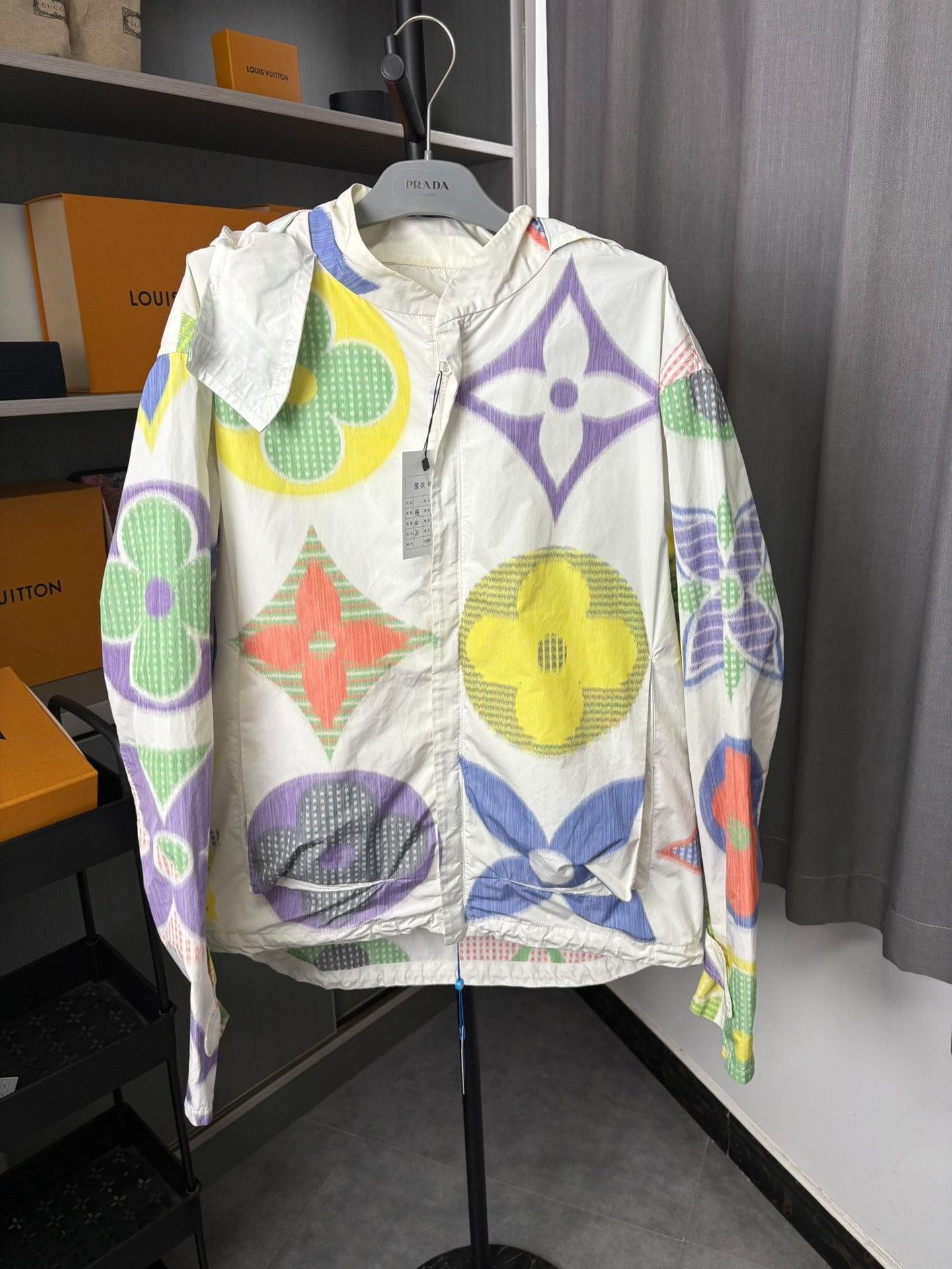 Louis Vuitton Louis Vuitton Multi Color Monogram Hooded Jacket 48 Size US M / EU 48-50 / 2 - 2 Thumbnail