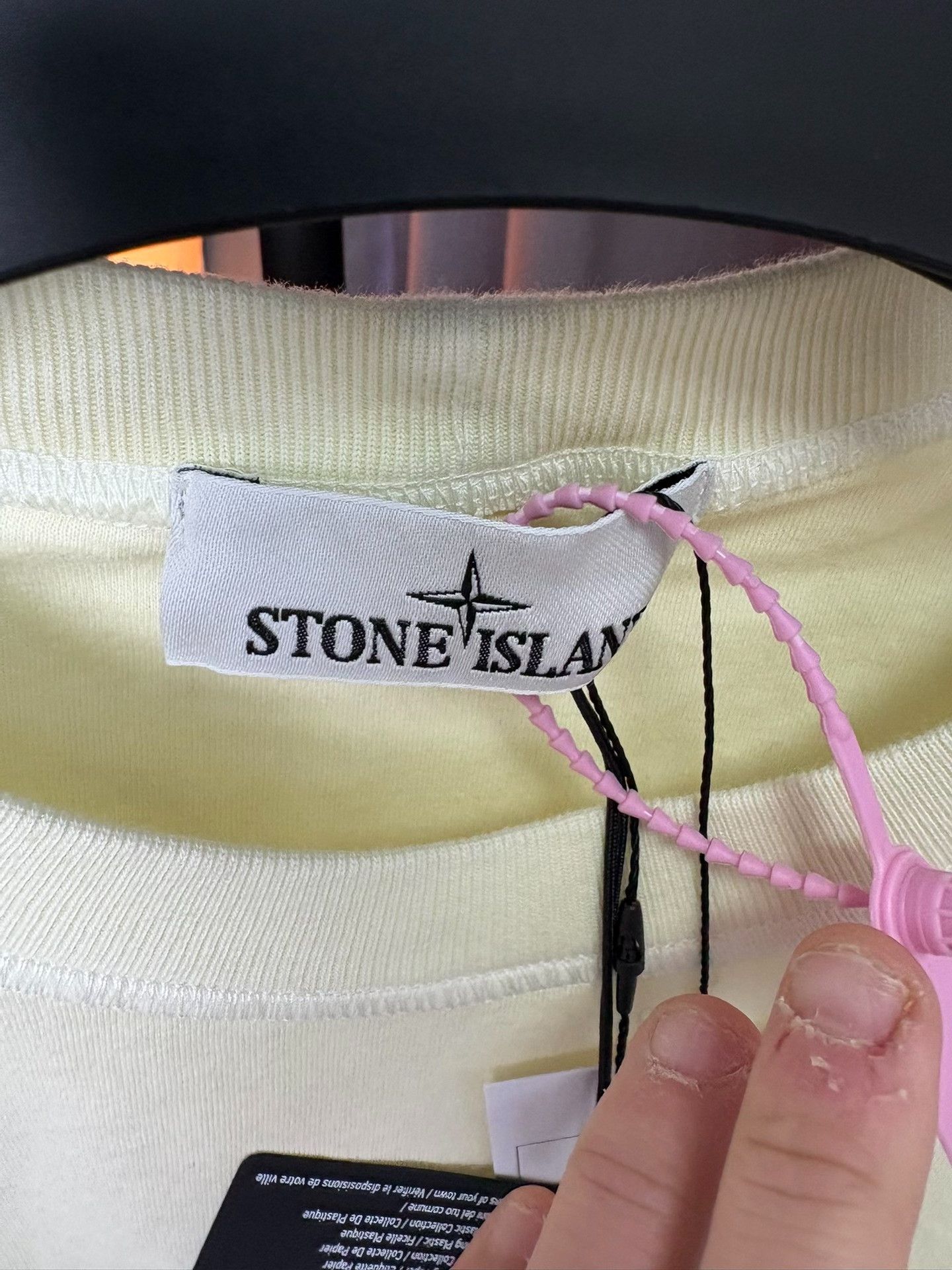 Stone Island Stone Island Pocket Logo Patch T-Shirt Size L Size US L / EU 52-54 / 3 - 5 Thumbnail