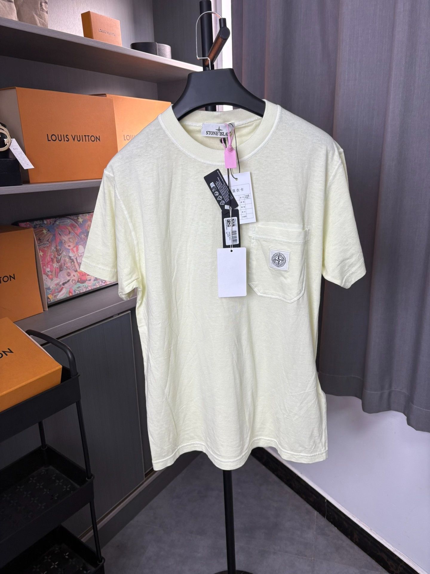 Stone Island Stone Island Pocket Logo Patch T-Shirt Size L Size US L / EU 52-54 / 3 - 2 Thumbnail
