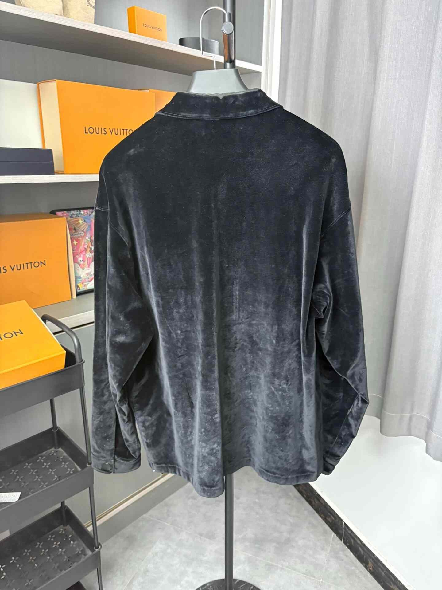 Prada Prada Velvet Triangle Logo Jacket Size L Size US L / EU 52-54 / 3 - 5 Thumbnail