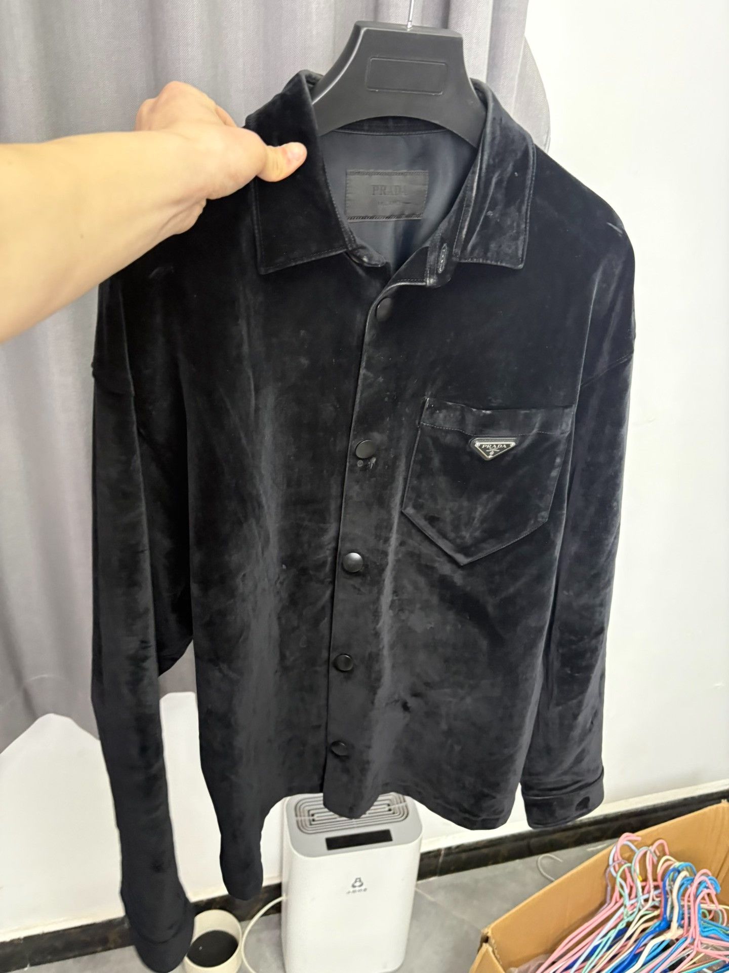Prada Prada Velvet Triangle Logo Jacket Size L Size US L / EU 52-54 / 3 - 8 Thumbnail