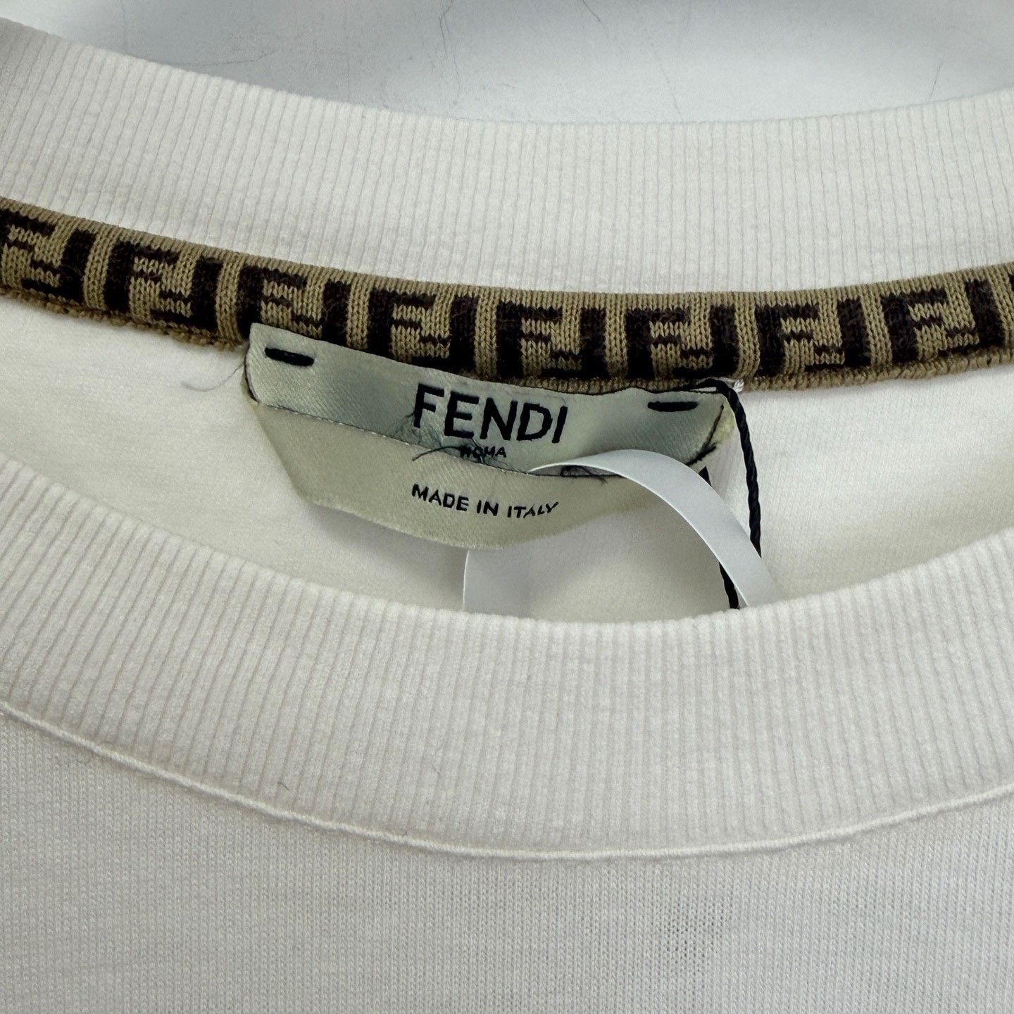 Fendi Fendi Karl Heart Logo T-Shirt Size S Size US S / EU 44-46 / 1 - 3 Thumbnail