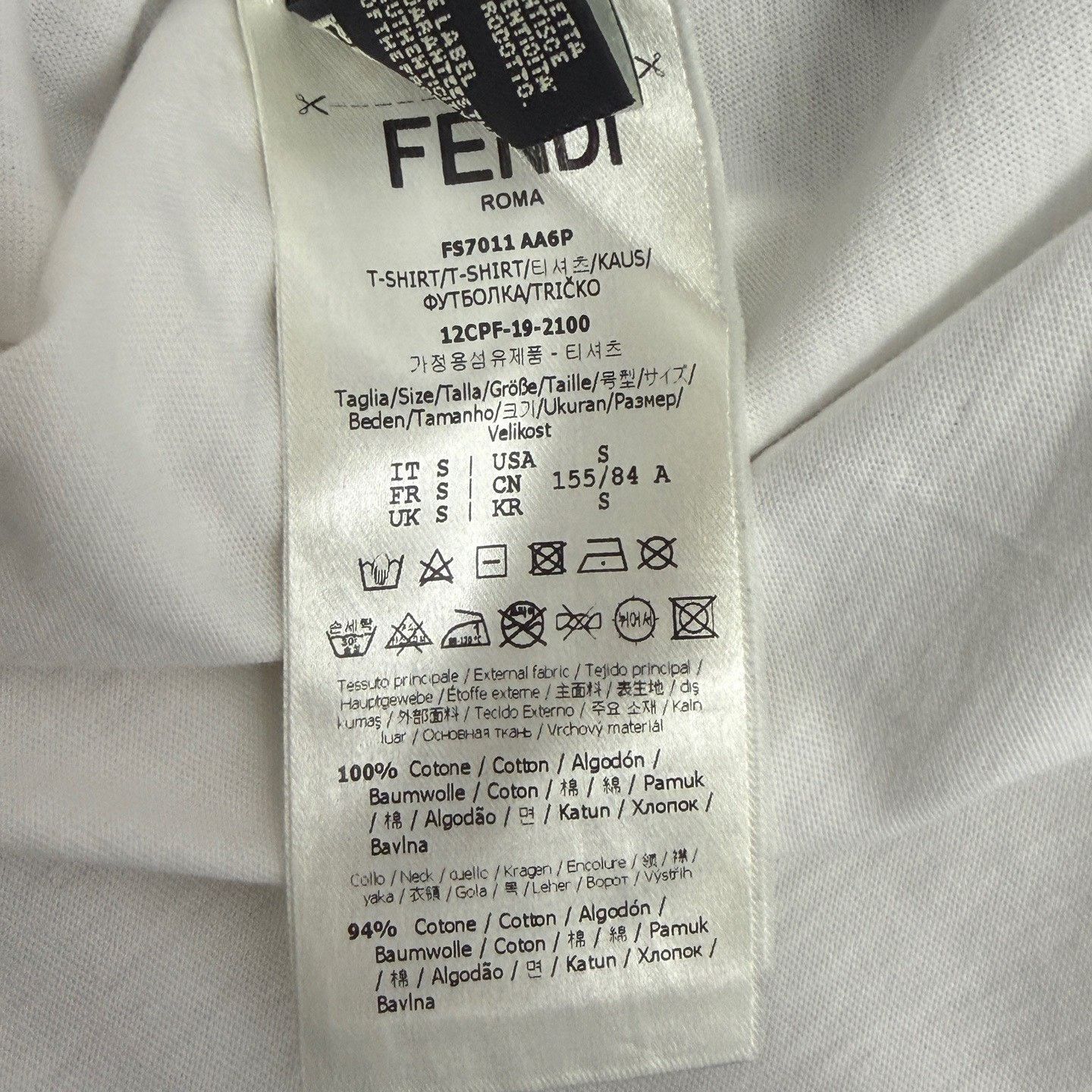Fendi Fendi Karl Heart Logo T-Shirt Size S Size US S / EU 44-46 / 1 - 6 Thumbnail