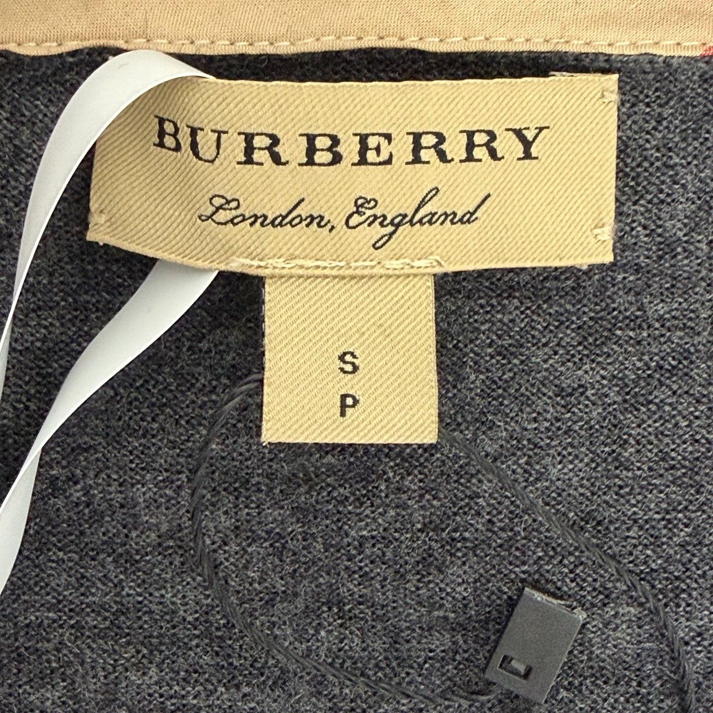 Burberry Burberry Check Placket Wool Cardigan S Size S / US 4 / IT 40 - 3 Thumbnail