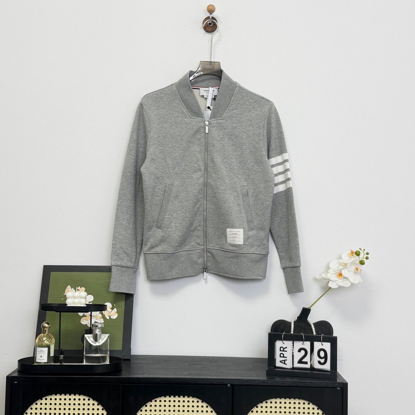 Thom Browne Thom Browne 4-Bar Stripe Zip-Up Sweatshirt Size 2 Size US M / EU 48-50 / 2 - 2 Thumbnail