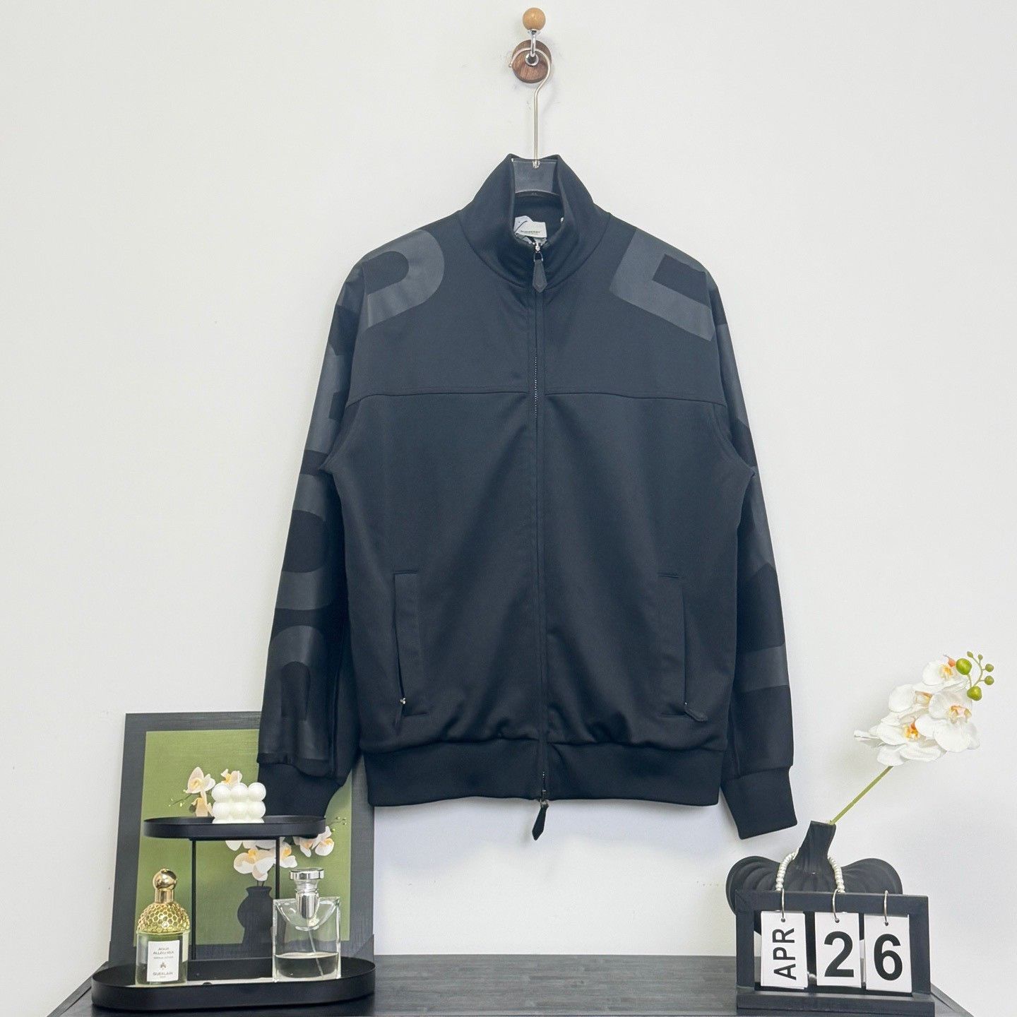 Burberry Burberry Logo Print Baseball Track Jacket US M Size US M / EU 48-50 / 2 - 2 Thumbnail