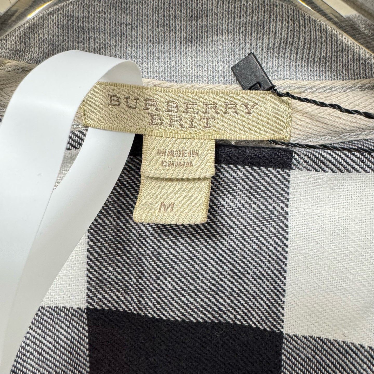 Burberry Burberry Brit Check Lined Zip Up Sweater Size M Size US M / EU 48-50 / 2 - 3 Thumbnail