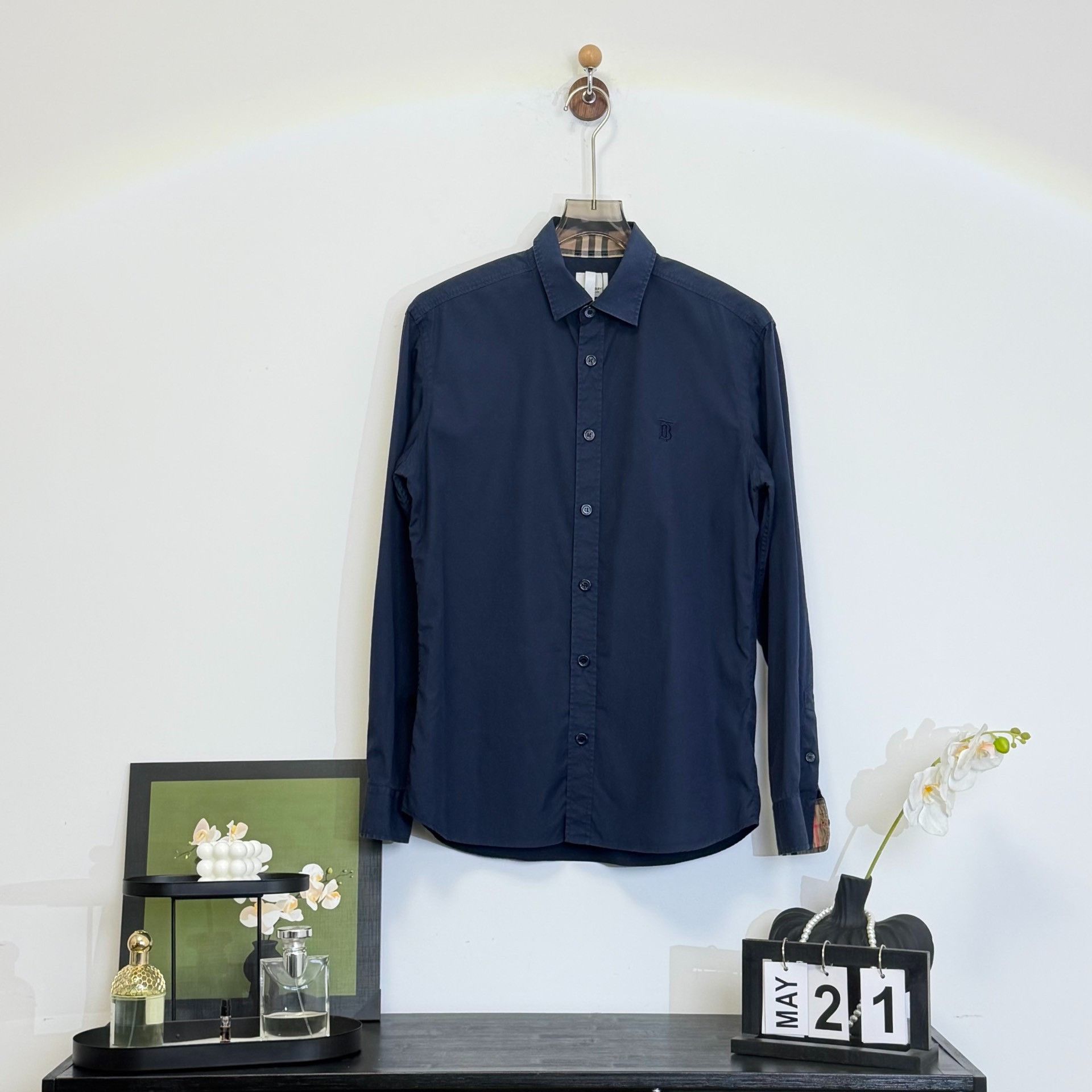 Burberry Burberry Navy Blue TB Embroidered Shirt Size M Size US M / EU 48-50 / 2 - 2 Thumbnail