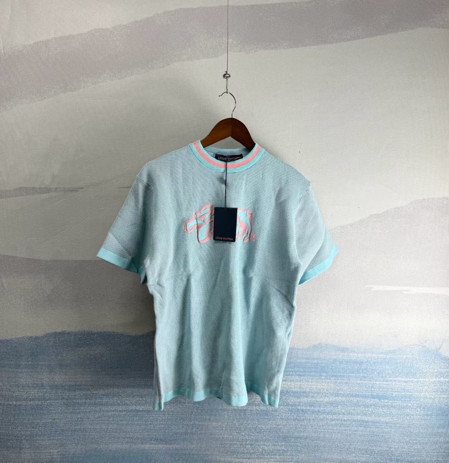 Louis Vuitton Louis Vuitton Dolphin Logo Knit T-Shirt Size M Size US M / EU 48-50 / 2 - 2 Thumbnail