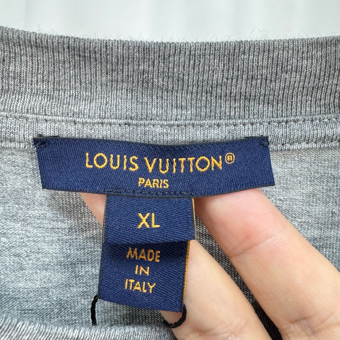 Louis Vuitton Louis Vuitton Globe Embroidered Chain T-Shirt XL Size US XL / EU 56 / 4 - 6 Thumbnail