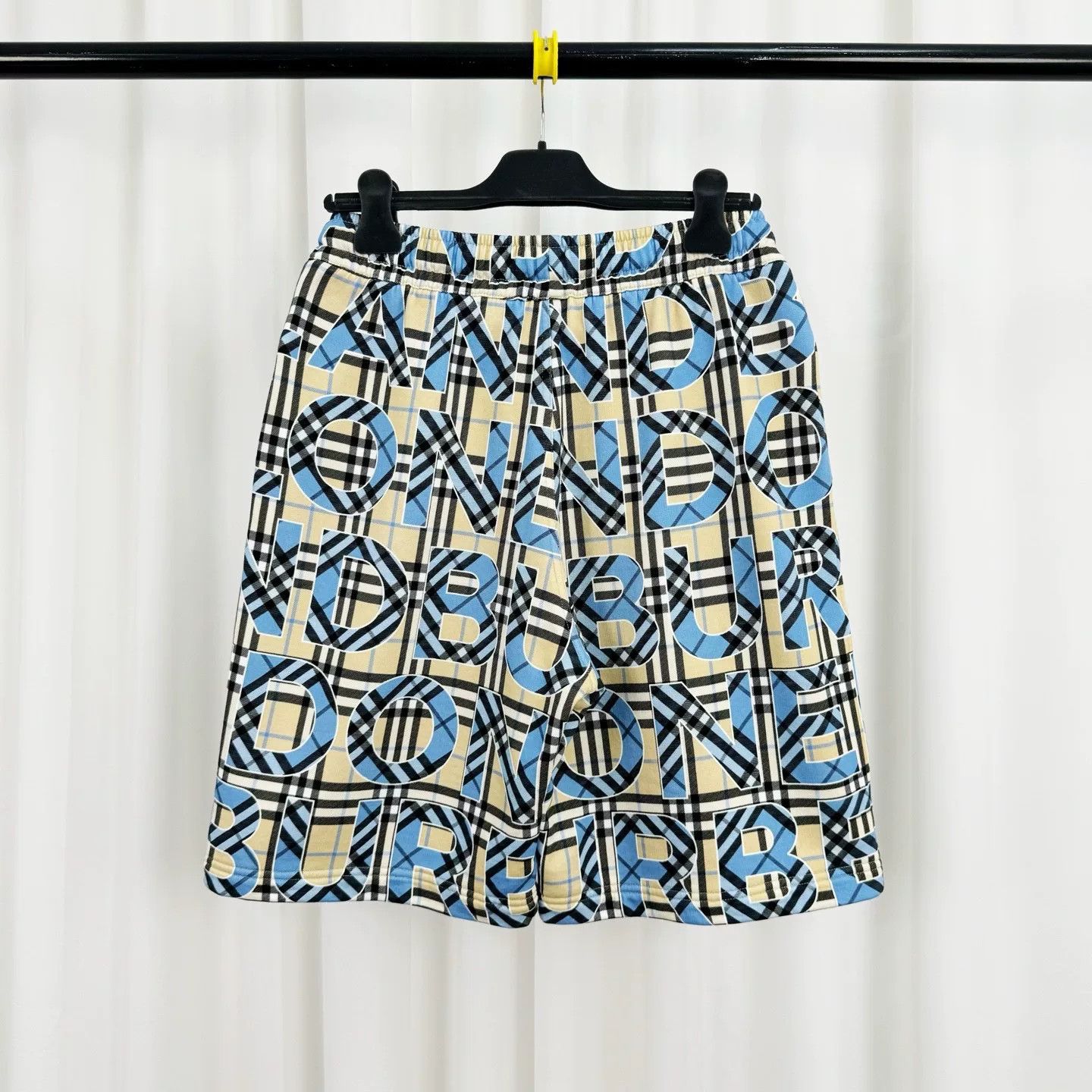 Burberry Burberry Check Letter Print Shorts Size S Size US 30 / EU 46 - 3 Thumbnail