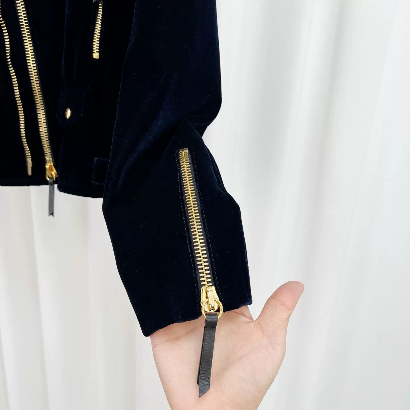 Giuseppe Zanotti Giuseppe Zanotti Velvet Biker Jacket Size S Size US S / EU 44-46 / 1 - 5 Thumbnail