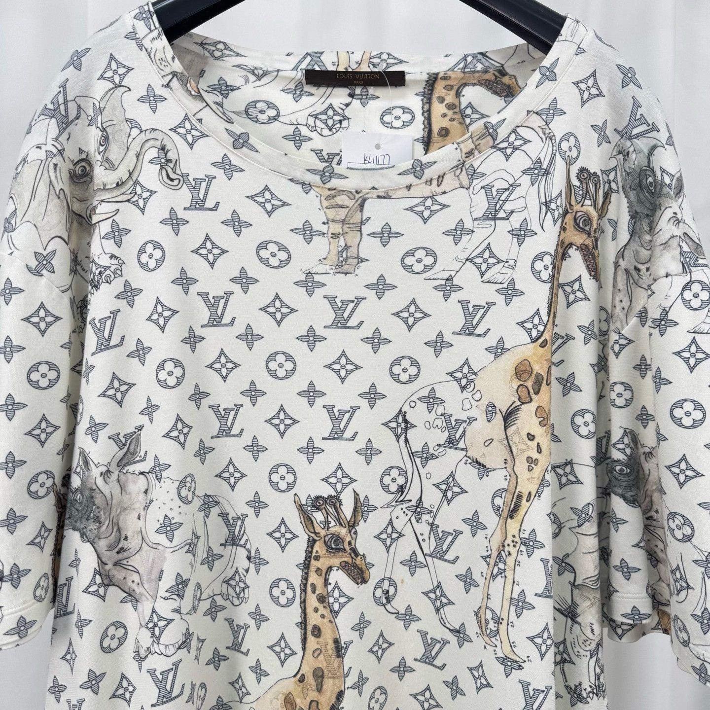 Louis Vuitton Louis Vuitton Animal Monogram T-Shirt 5L Size US L / EU 52-54 / 3 - 4 Thumbnail