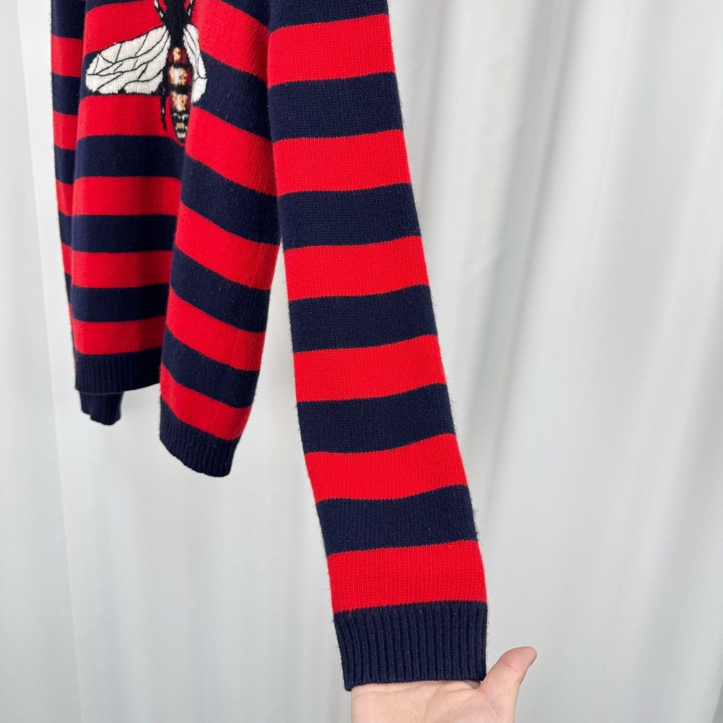 Gucci Gucci Bee Embroidered Striped Sweater Size M Size US M / EU 48-50 / 2 - 5 Thumbnail