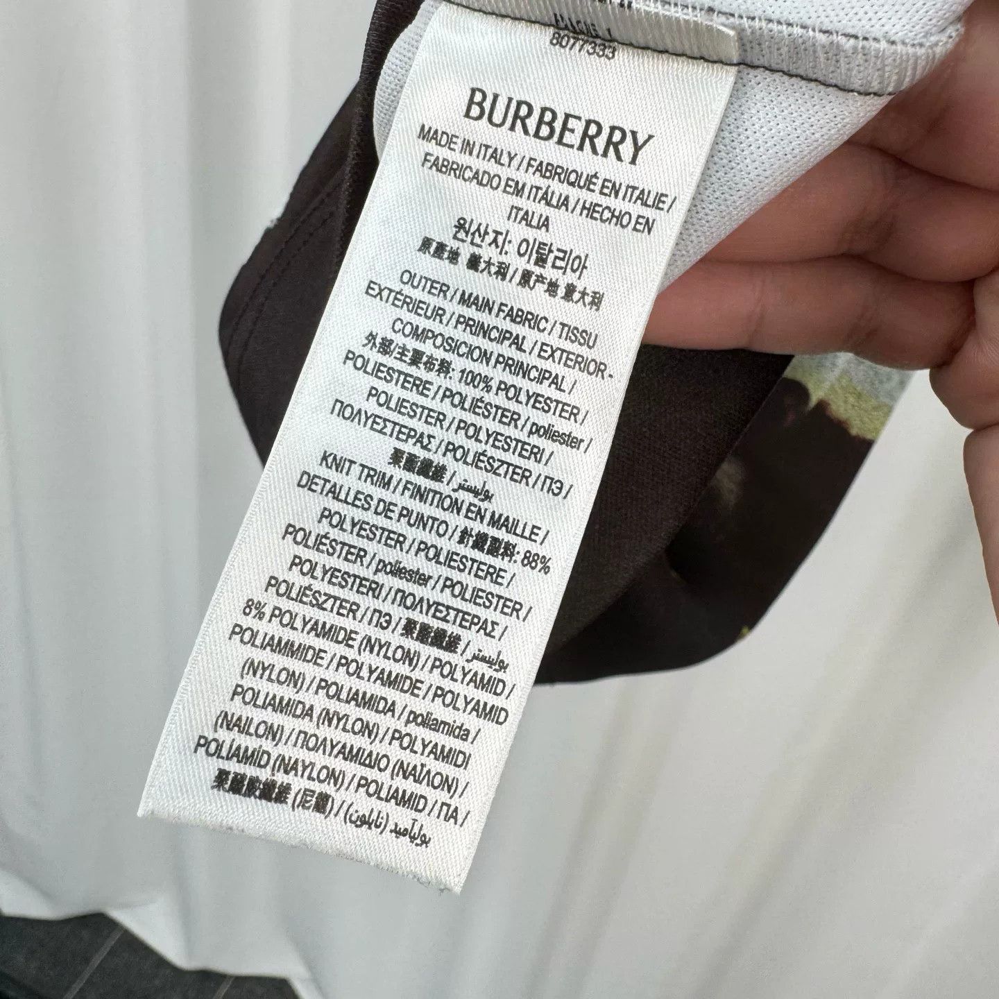 Burberry Burberry Swan Print Long Sleeve T-Shirt Size XS Size US XS / EU 42 / 0 - 8 Thumbnail