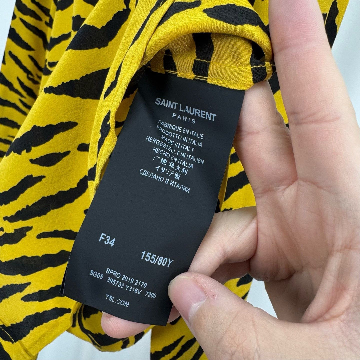 Saint Laurent Paris Saint Laurent Tiger Print Silk Button Up FR 34 Size XS / US 0-2 / IT 36-38 - 7 Thumbnail