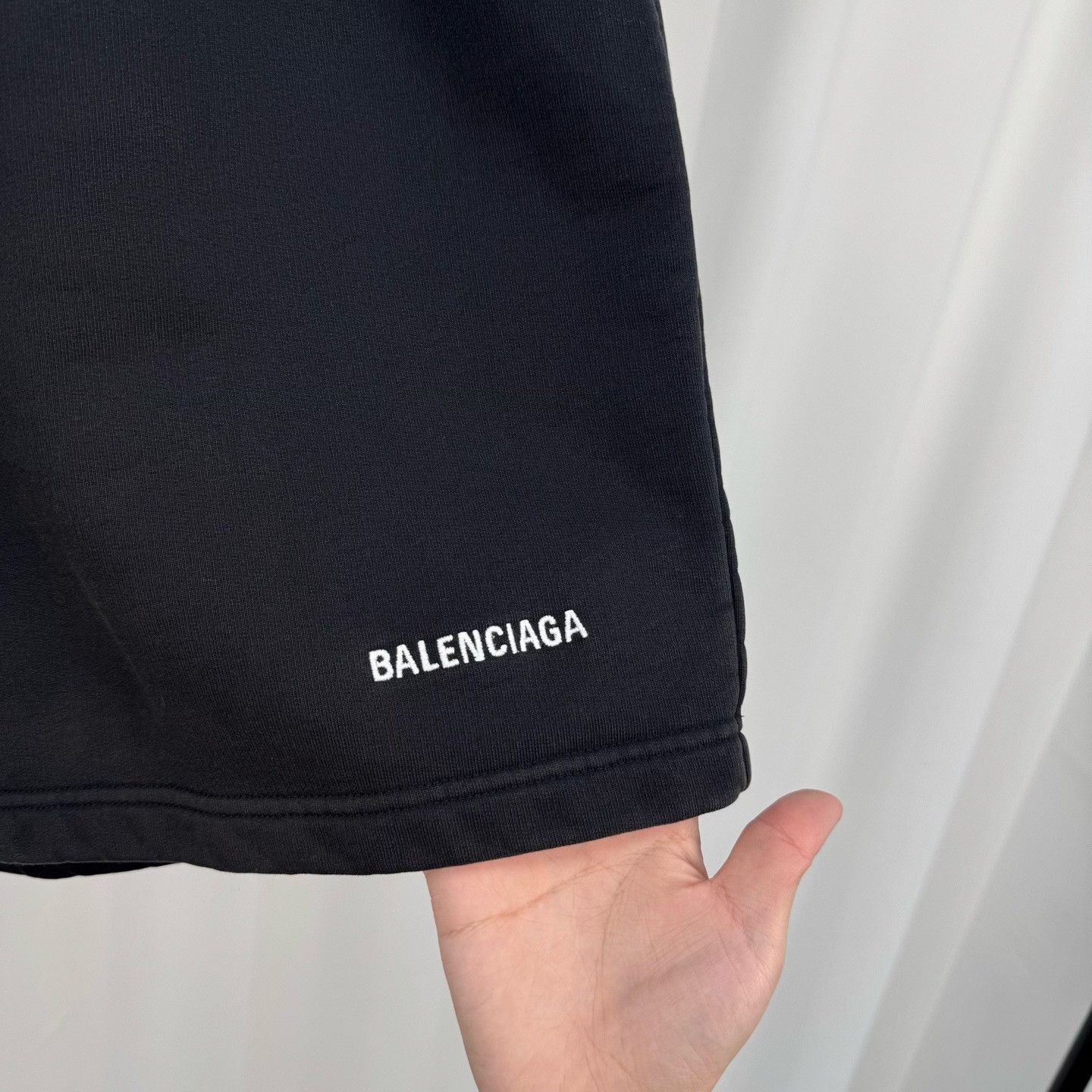 Balenciaga Balenciaga Logo Embroidered Sweat Shorts Size S Size US 30 / EU 46 - 5 Thumbnail
