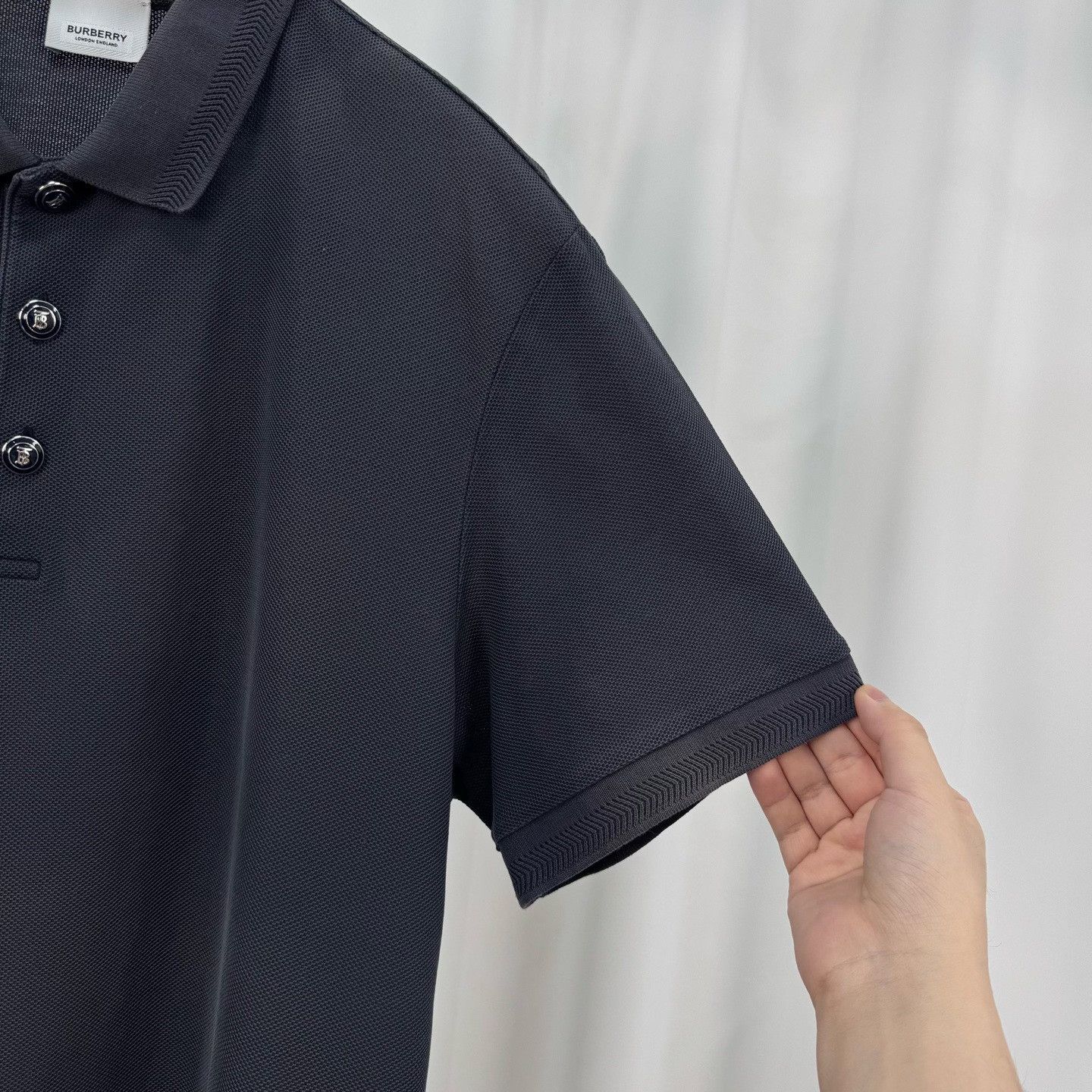 Burberry Burberry Enamel Button Polo Shirt Size L Size US L / EU 52-54 / 3 - 5 Thumbnail