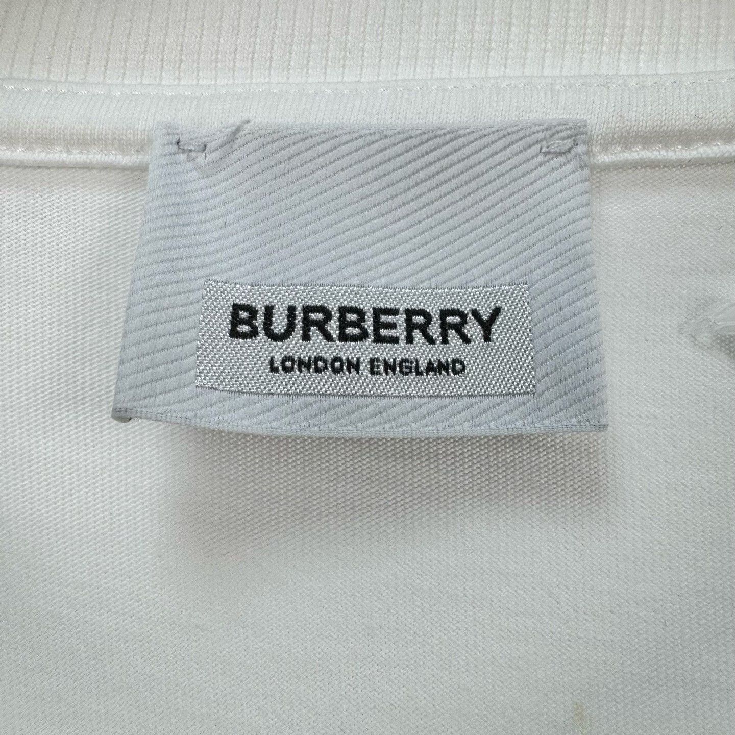 Burberry Burberry Raised Logo Print T-Shirt Size M Size US M / EU 48-50 / 2 - 6 Thumbnail