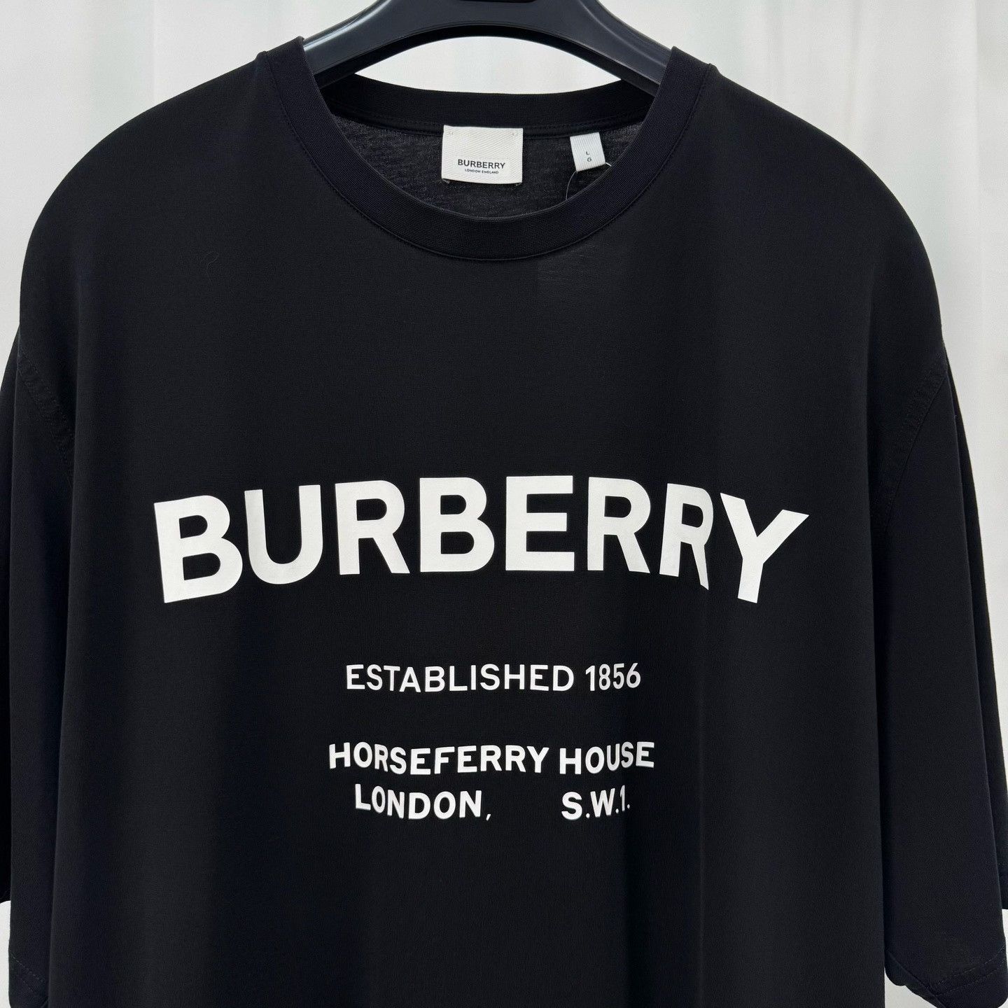 Burberry Burberry Horseferry Print T-Shirt Size L Size US L / EU 52-54 / 3 - 4 Thumbnail