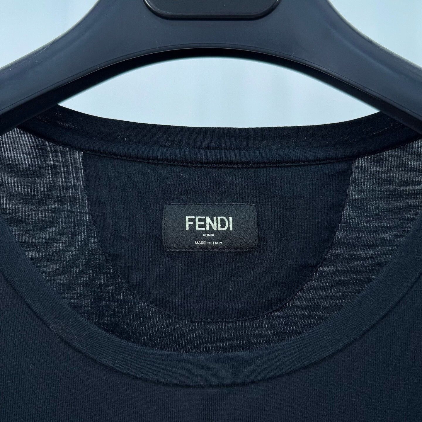 Fendi Fendi Embossed Bag Bugs Monster Eyes T-Shirt Size 50 Size US M / EU 48-50 / 2 - 7 Thumbnail