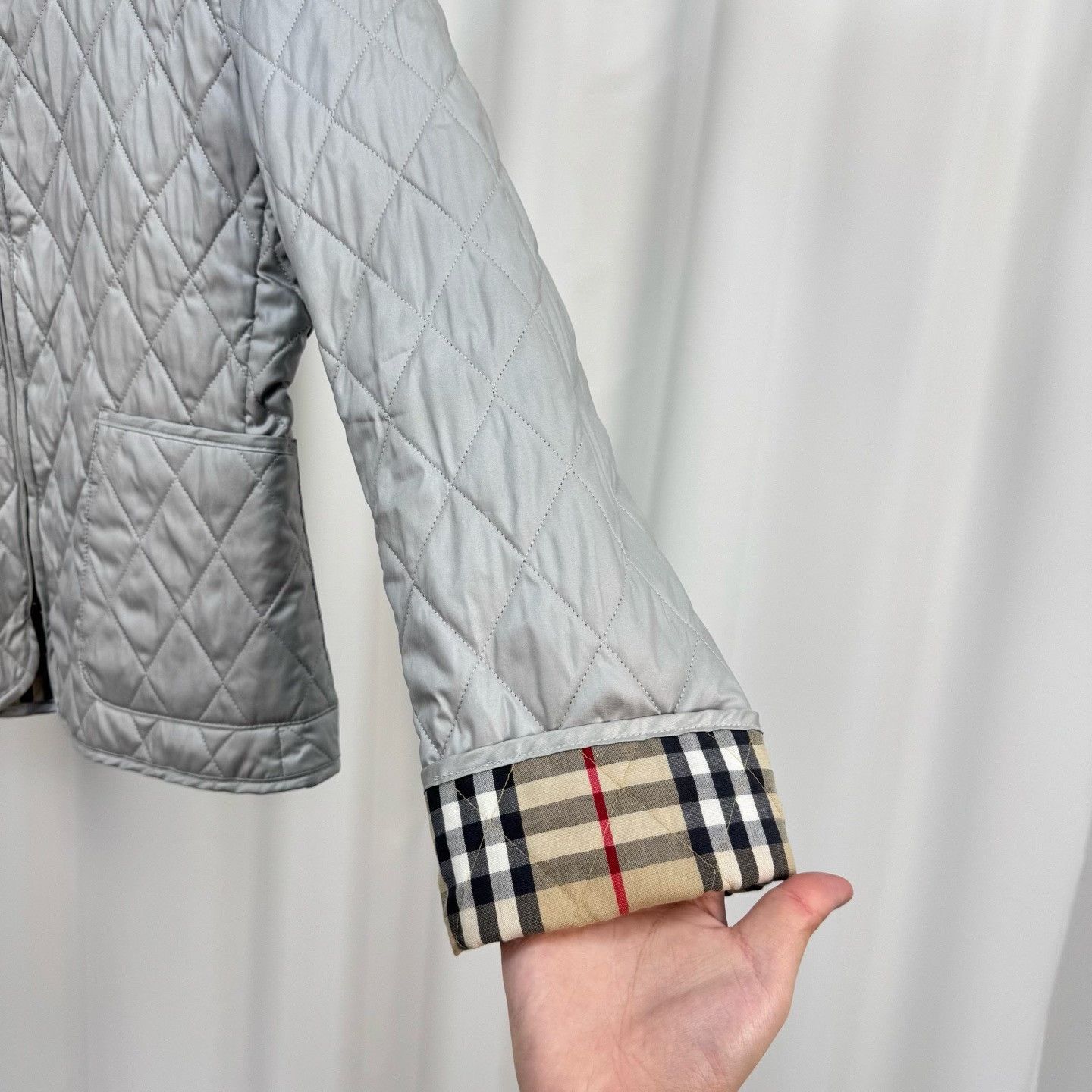 Burberry Burberry Quilted Nova Check Lining Jacket S Size S / US 4 / IT 40 - 5 Thumbnail