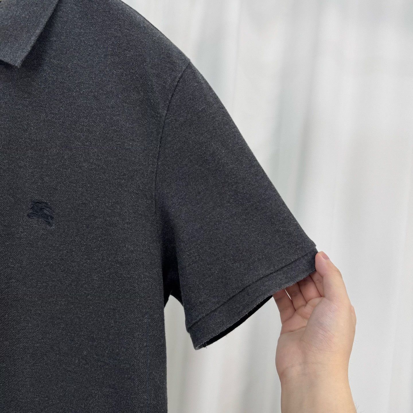 Burberry Burberry Embroidered Knight Check Trim Polo XL Size US XL / EU 56 / 4 - 5 Thumbnail