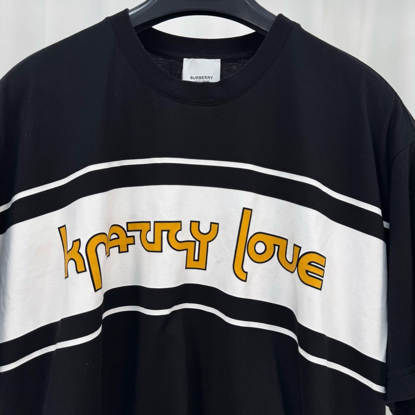 Burberry Burberry Kratty Love Graphic Print T-Shirt Size L Size US L / EU 52-54 / 3 - 4 Thumbnail