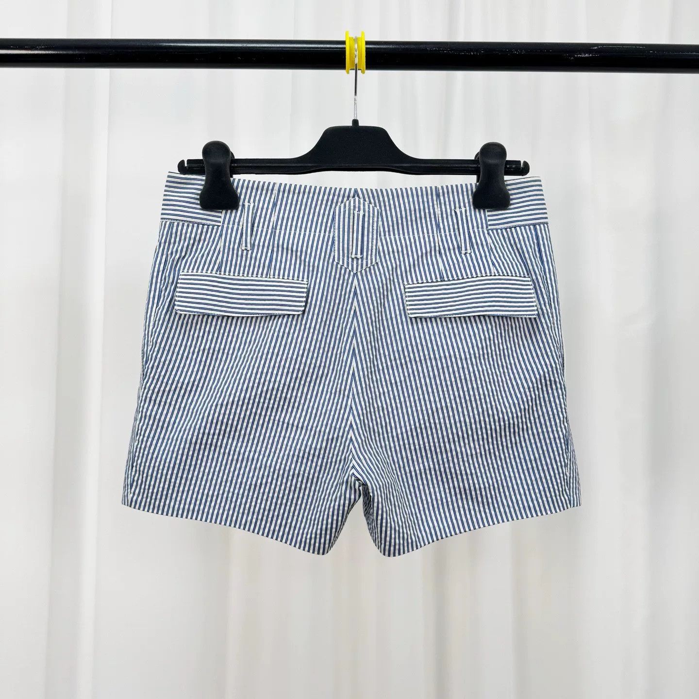Gucci Gucci Striped Seersucker Shorts IT 38 Size 26" / US 2 / IT 38 - 3 Thumbnail