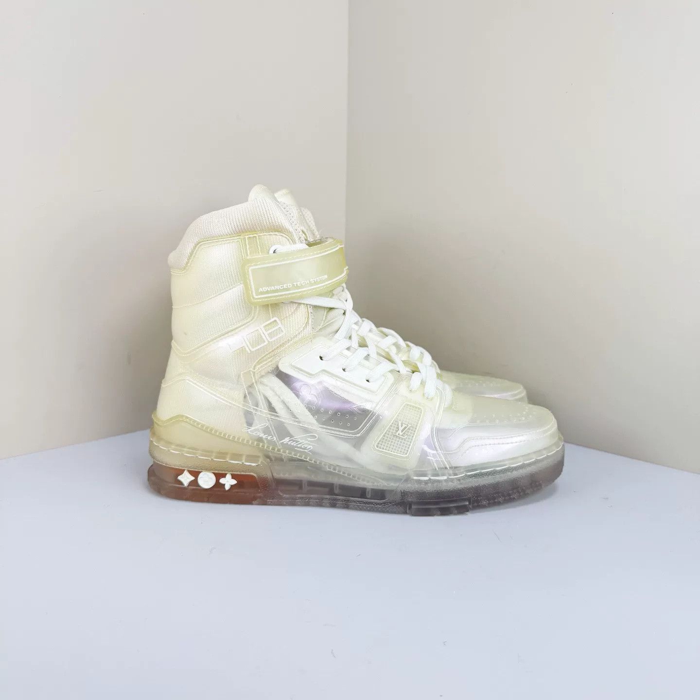 Louis Vuitton Louis Vuitton Transparent High Top Trainer Sneakers 5 Size US 6 / EU 39 - 5 Thumbnail