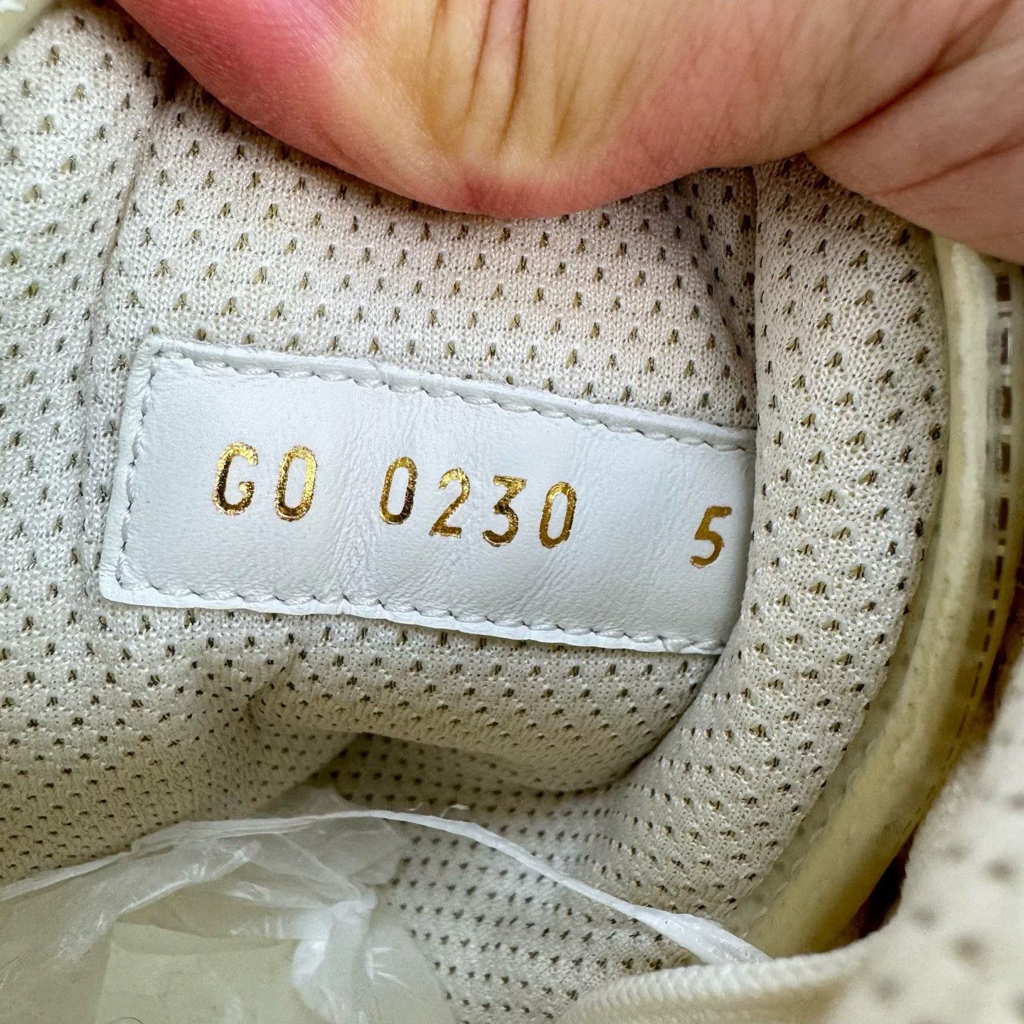 Louis Vuitton Louis Vuitton Transparent High Top Trainer Sneakers 5 Size US 6 / EU 39 - 7 Thumbnail