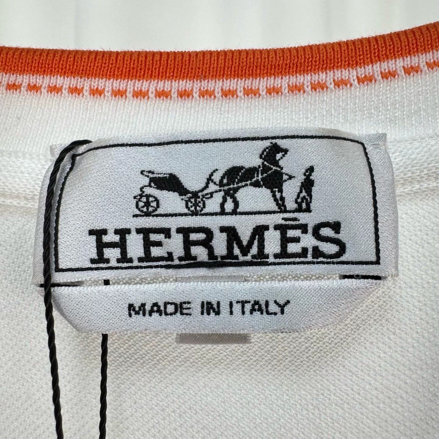 Hermes Hermes Orange Trim Pocket T-Shirt L Size US L / EU 52-54 / 3 - 6 Thumbnail