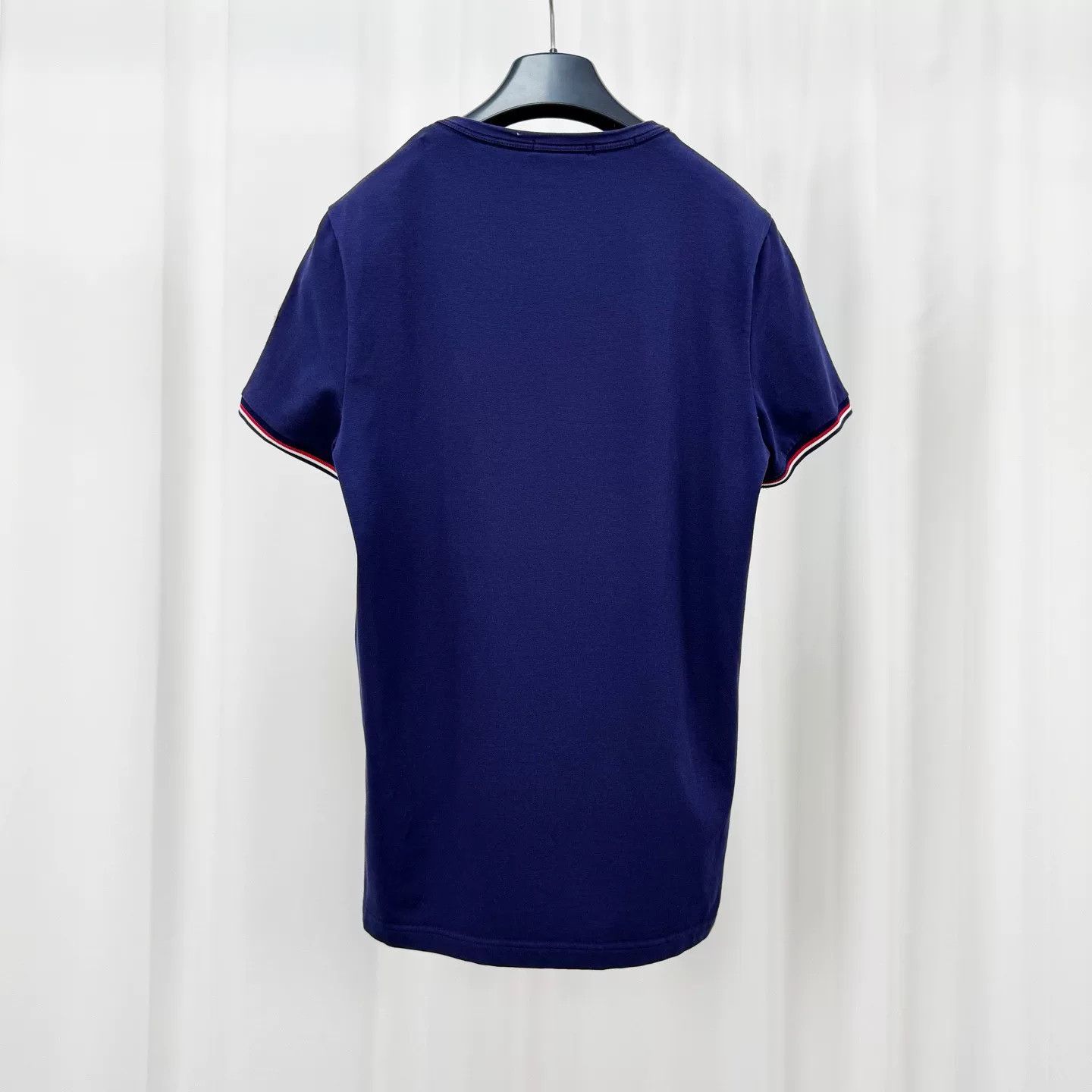 Moncler Moncler Logo Patch Striped Cuff T-Shirt Size S Size US S / EU 44-46 / 1 - 3 Thumbnail