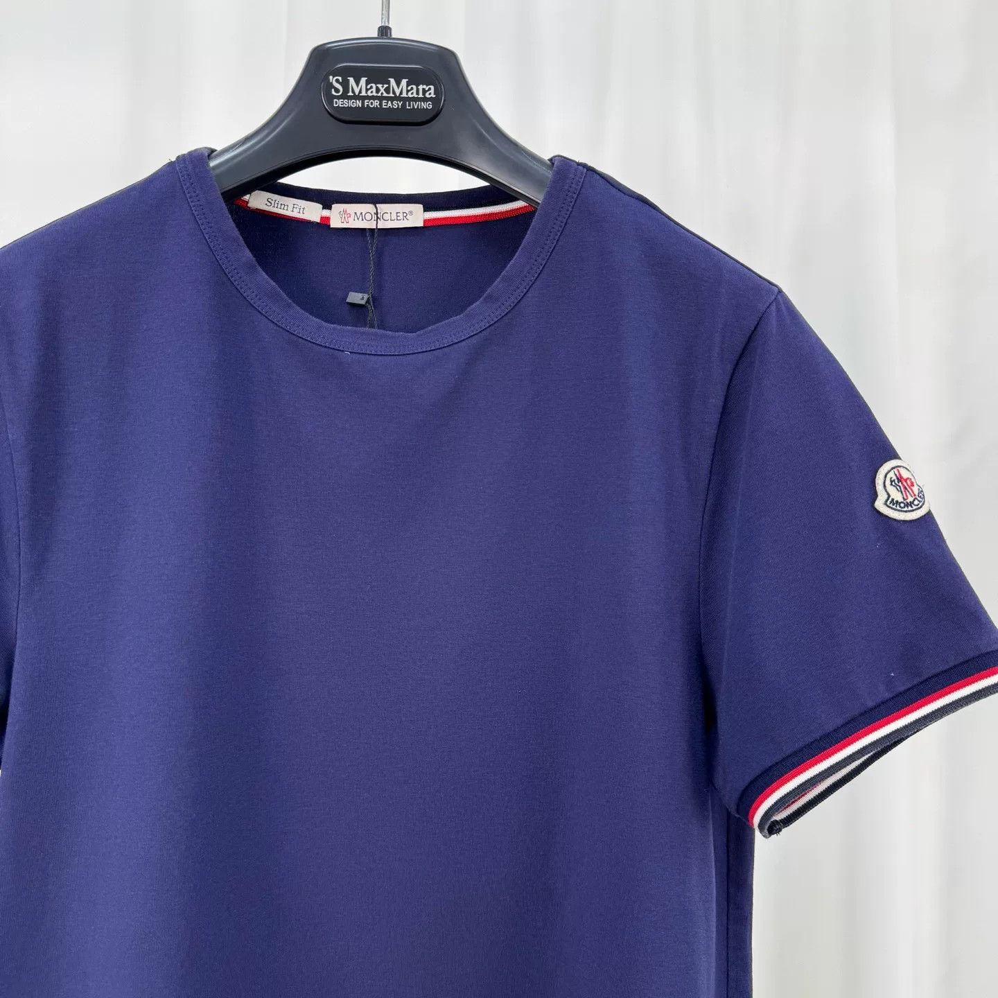 Moncler Moncler Logo Patch Striped Cuff T-Shirt Size S Size US S / EU 44-46 / 1 - 4 Thumbnail