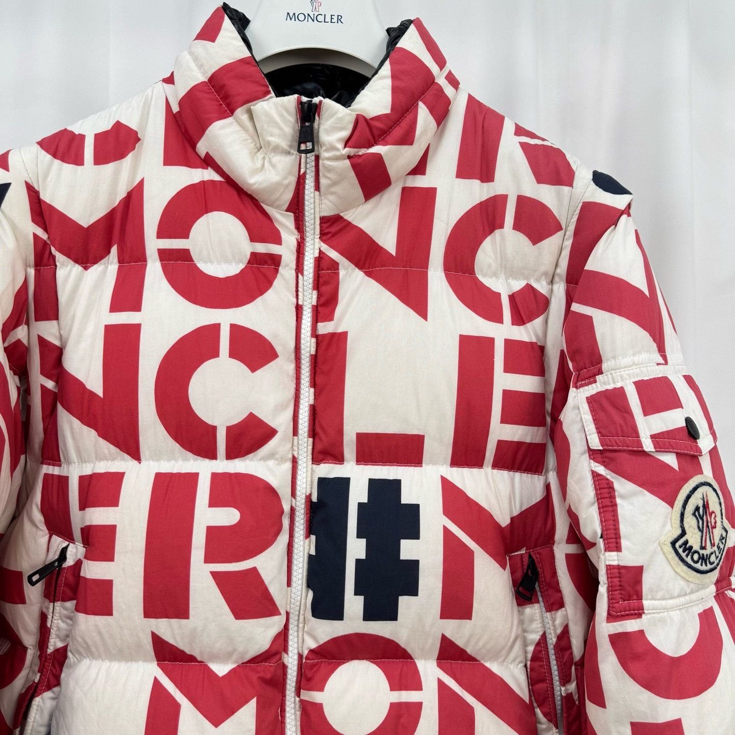 Moncler Moncler Logo Print Down Jacket Size 2 Size US M / EU 48-50 / 2 - 4 Thumbnail