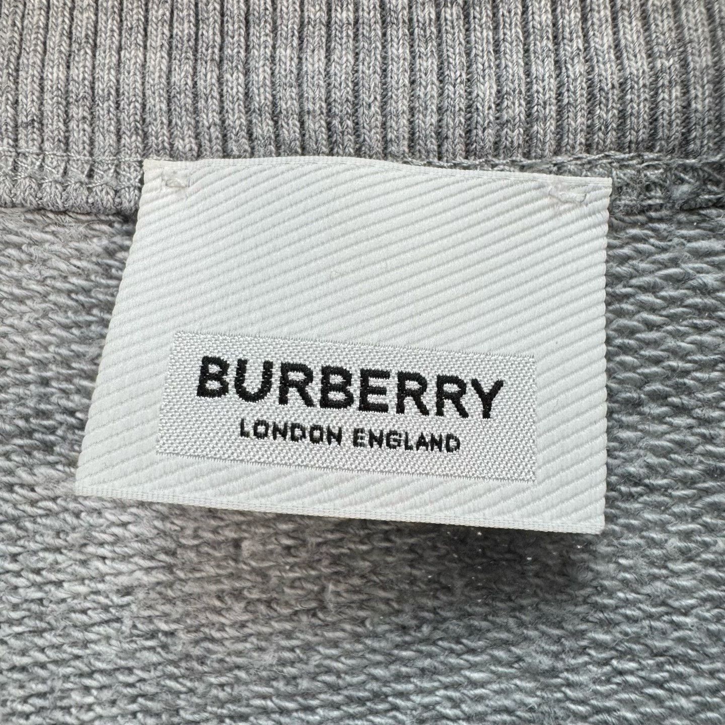 Burberry Burberry Towel Logo Embroidered Sweatshirt Size M Size US M / EU 48-50 / 2 - 6 Thumbnail