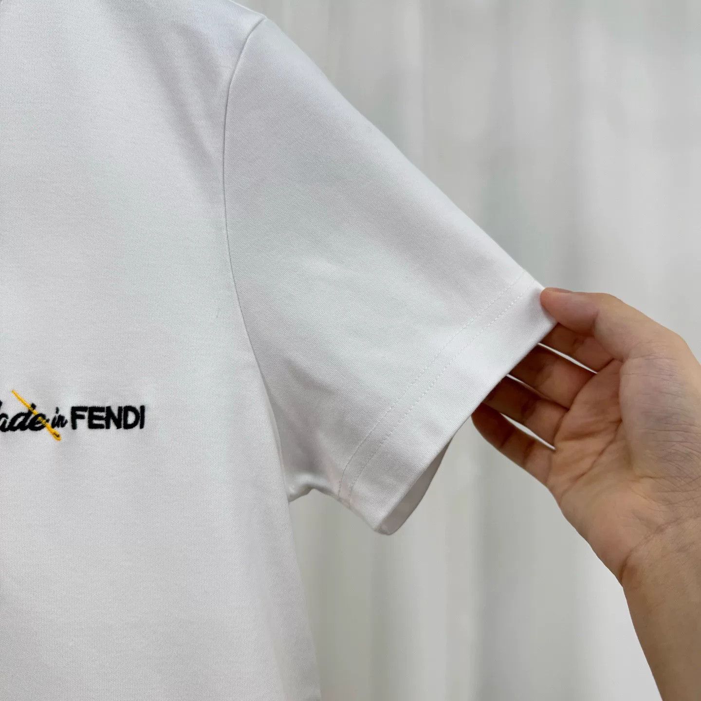 Fendi Fendi Embroidered Logo T-Shirt Size XS Size US XS / EU 42 / 0 - 5 Thumbnail