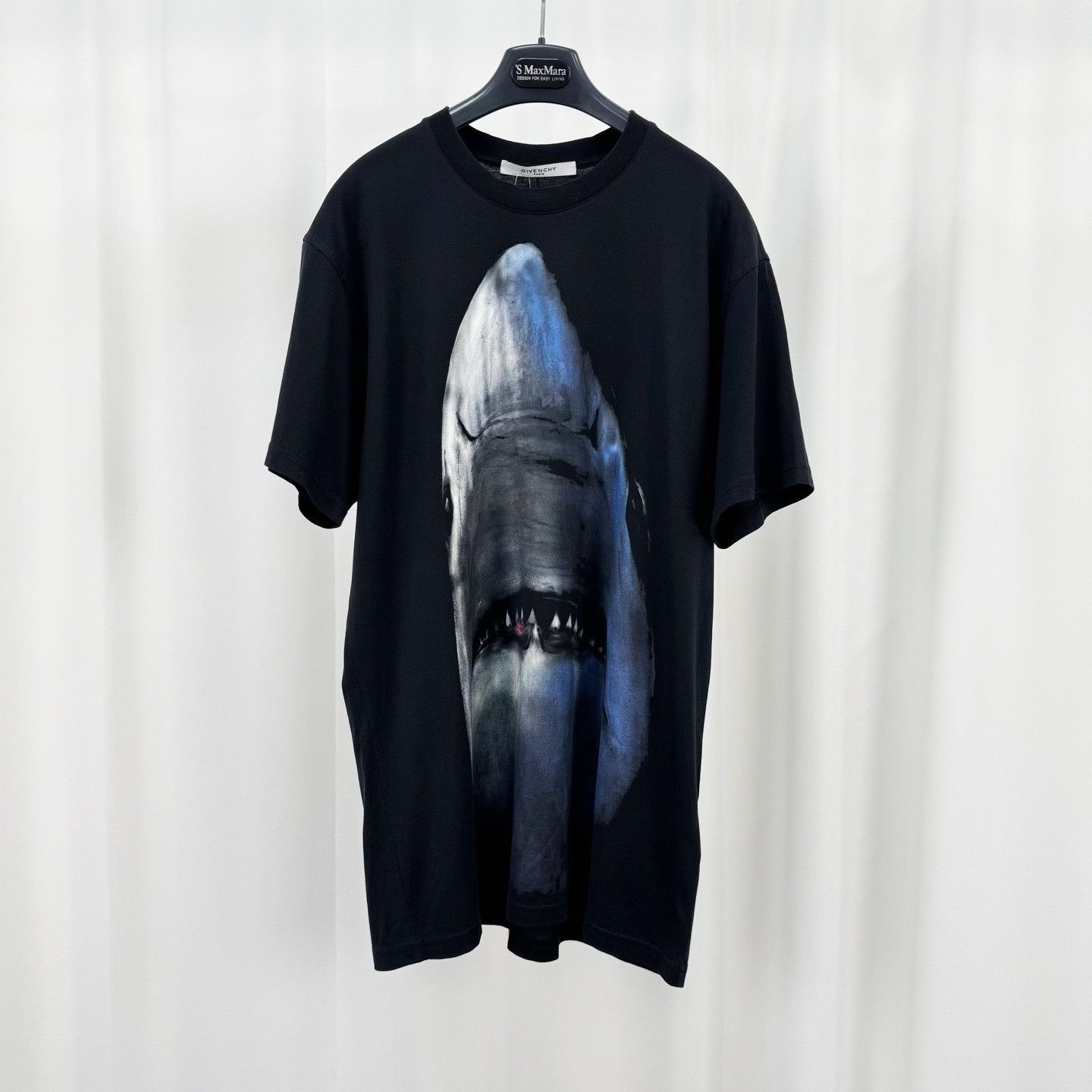 Givenchy Givenchy Shark Print T-Shirt XS Size US XS / EU 42 / 0 - 2 Thumbnail